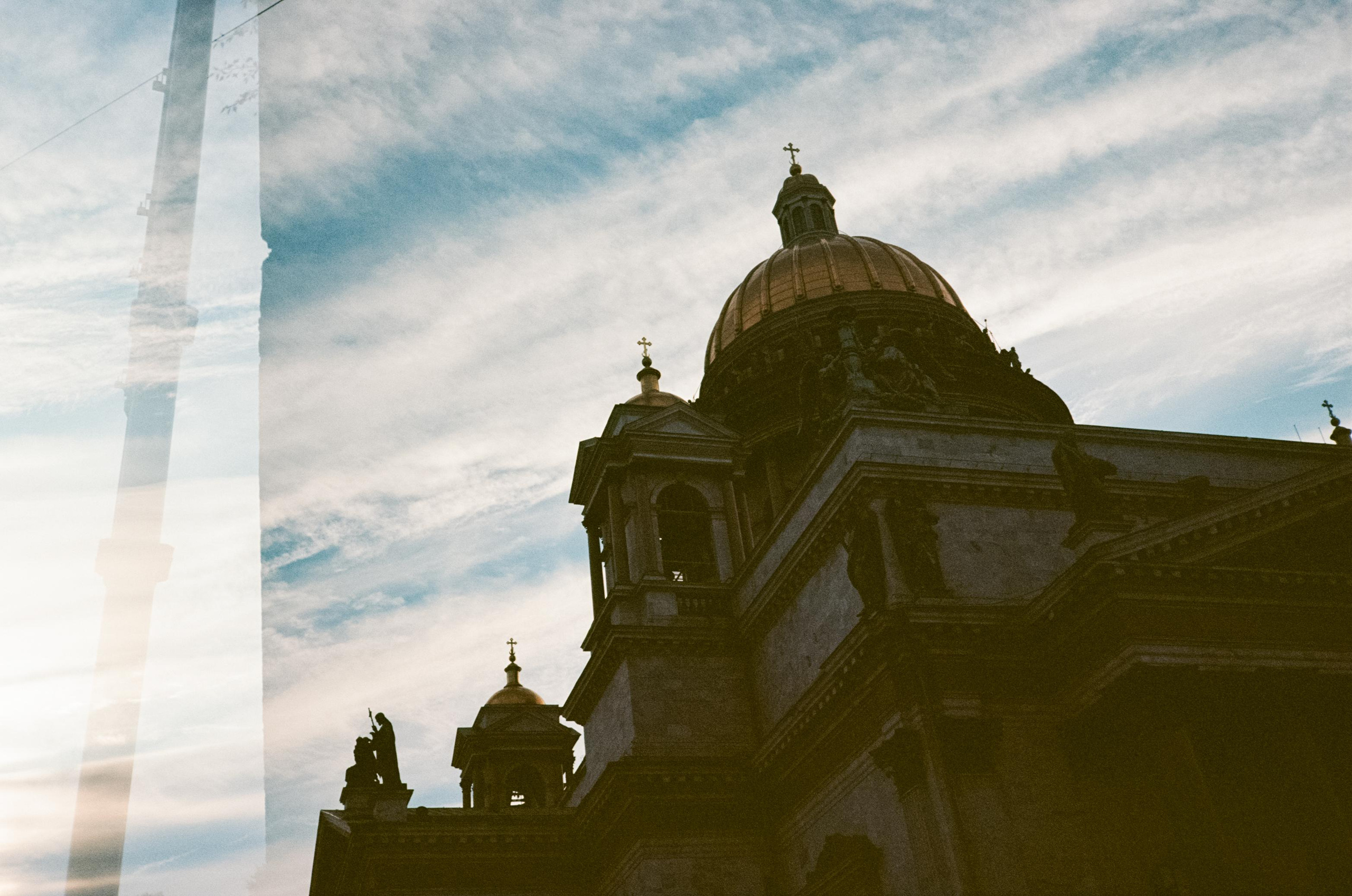 Праздничный Санкт-Петербург. Исаакиевский Собор, Эрмитаж и Нева. Фотограф-документалист Мария Осокина