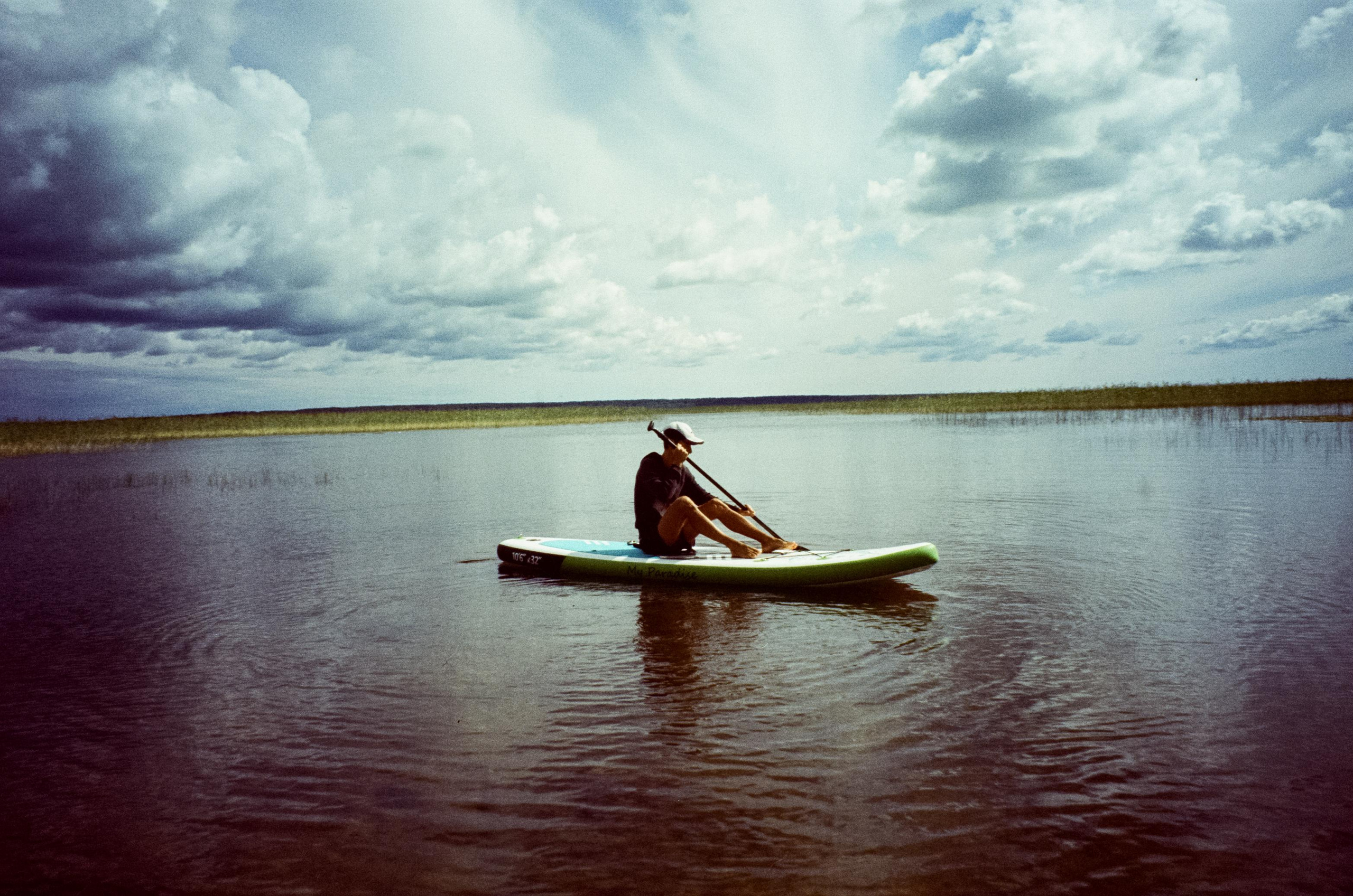 SUPboard на озере Отрадное. Фотограф-документалист Мария Осокина