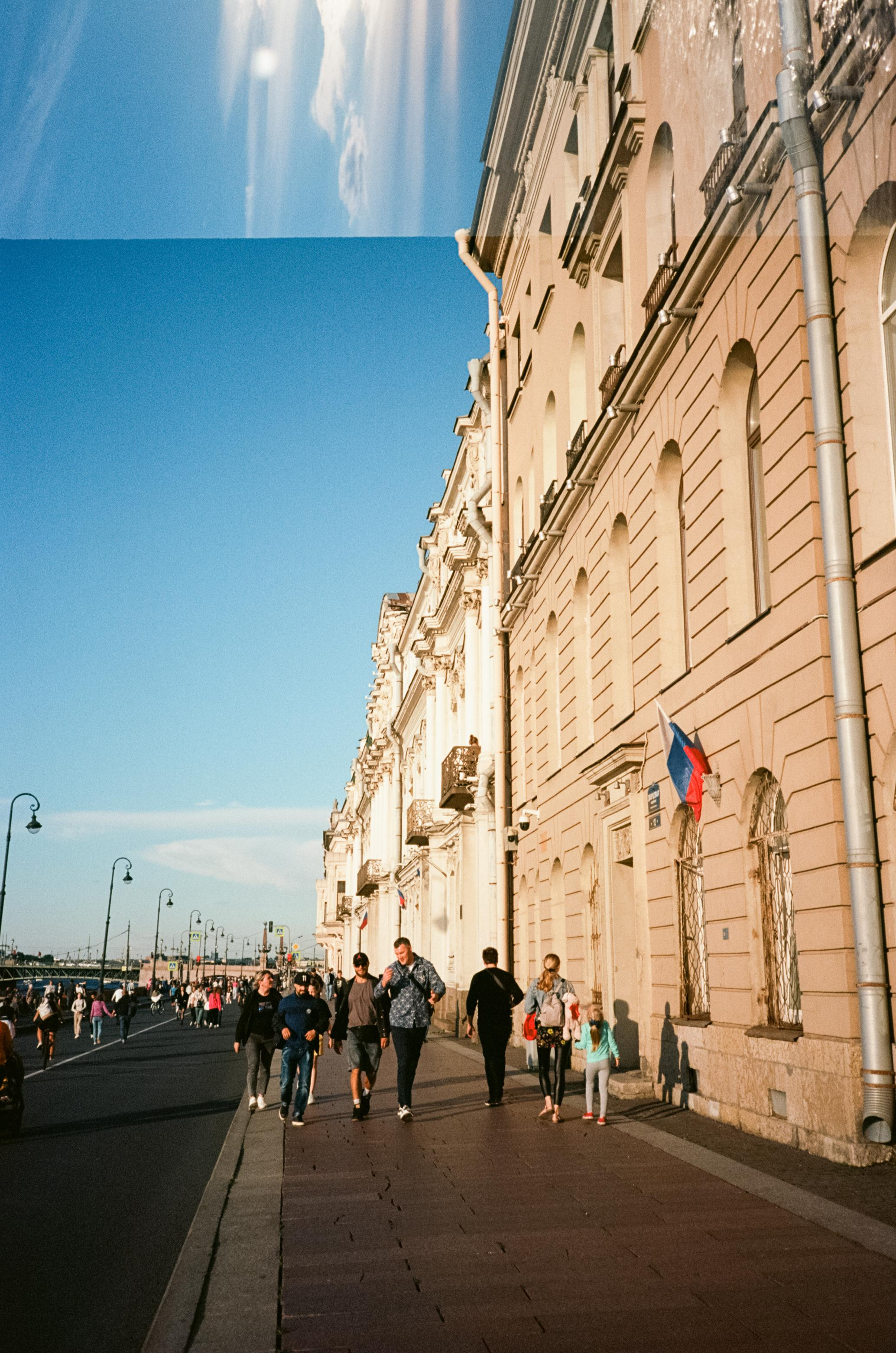 Праздничный Санкт-Петербург. Исаакиевский Собор, Эрмитаж и Нева. Фотограф-документалист Мария Осокина