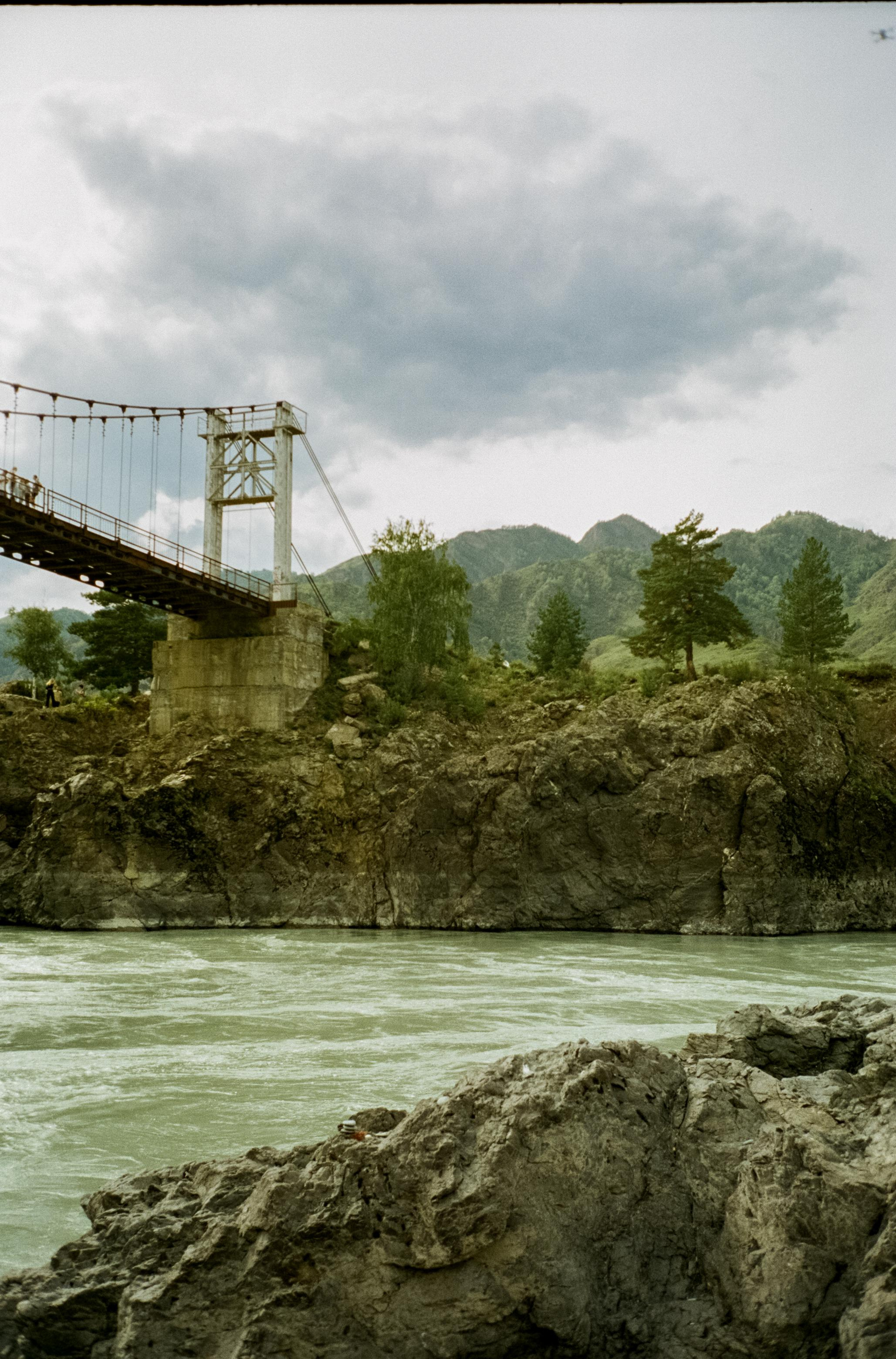 Ороктойский мост. Самое глубокое место Катуни. Фотограф-документалист Мария Осокина