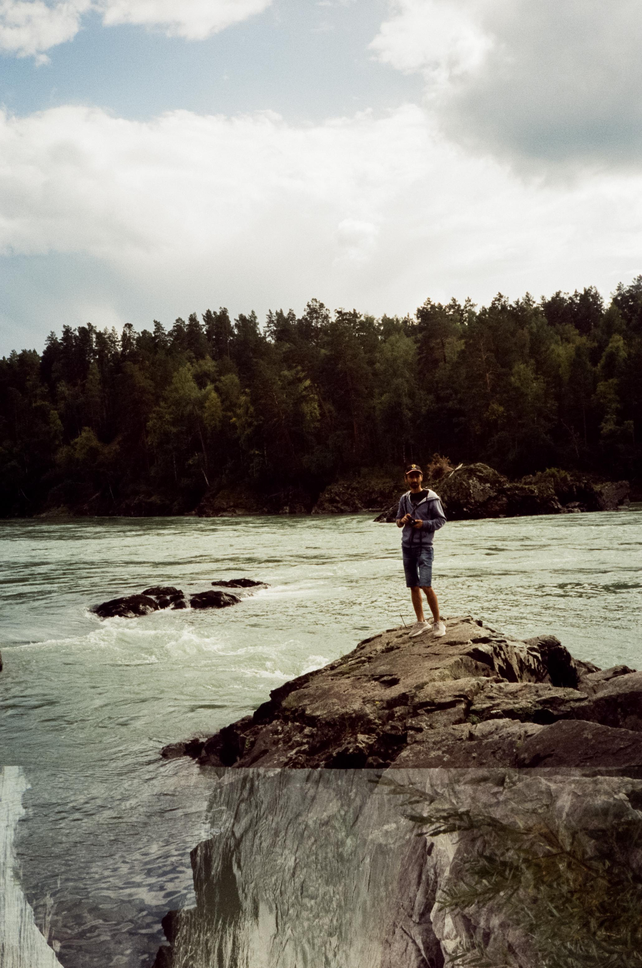 Coffee bus на Чемальском тракте и база Голубые озера. Фотограф-документалист Мария Осокина
