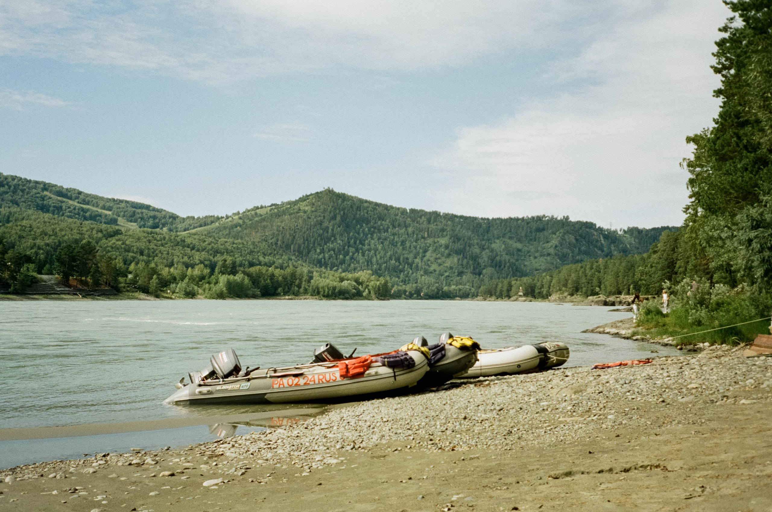 Моторафтинг по Катуни и лошадки у Бережка. Фотограф-документалист Мария Осокина