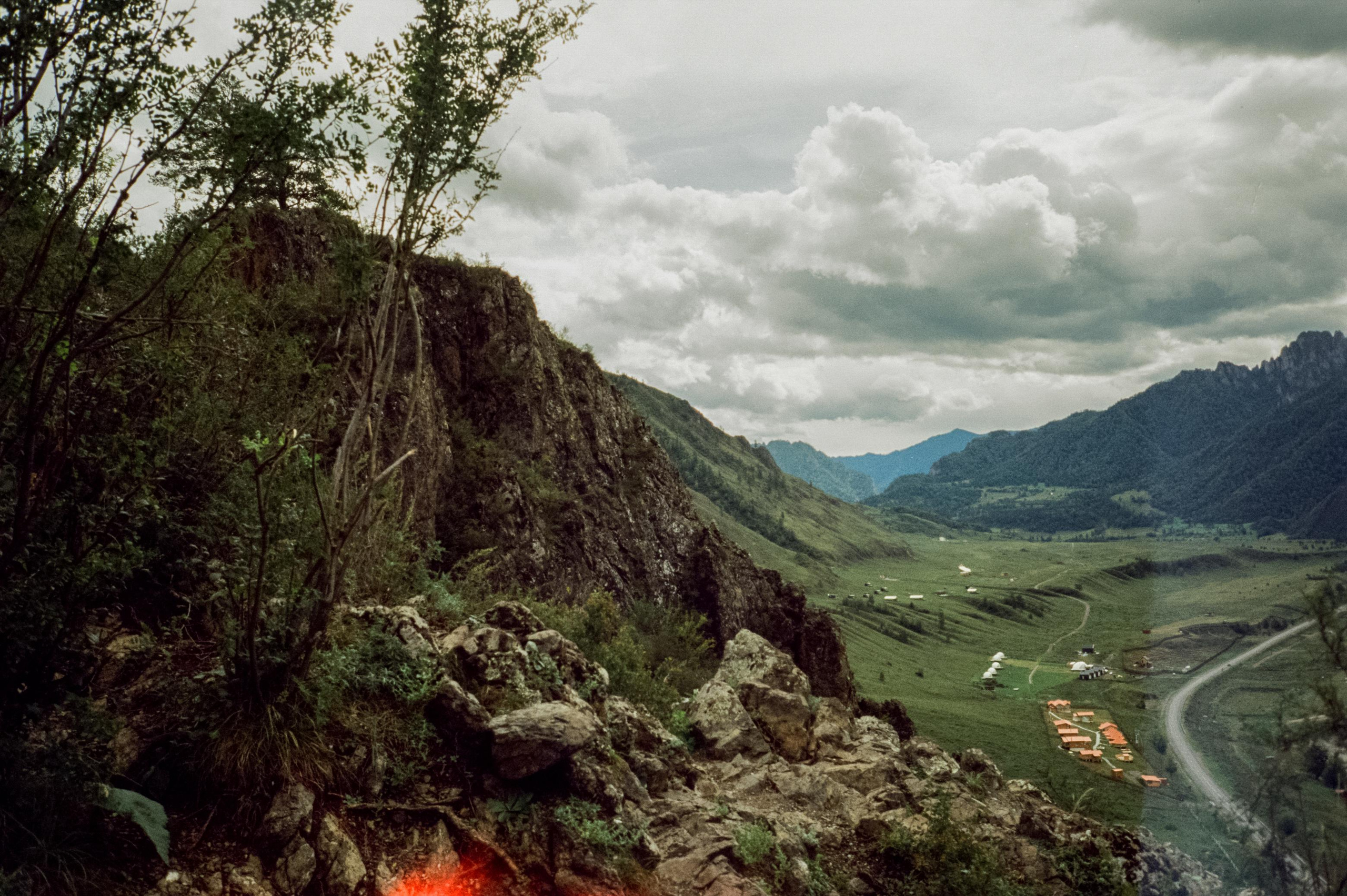Урочище Чечкыш. Виды на Заячий остров и Разбитое сердце Катуни. Водопа. Фотограф-документалист Мария Осокина