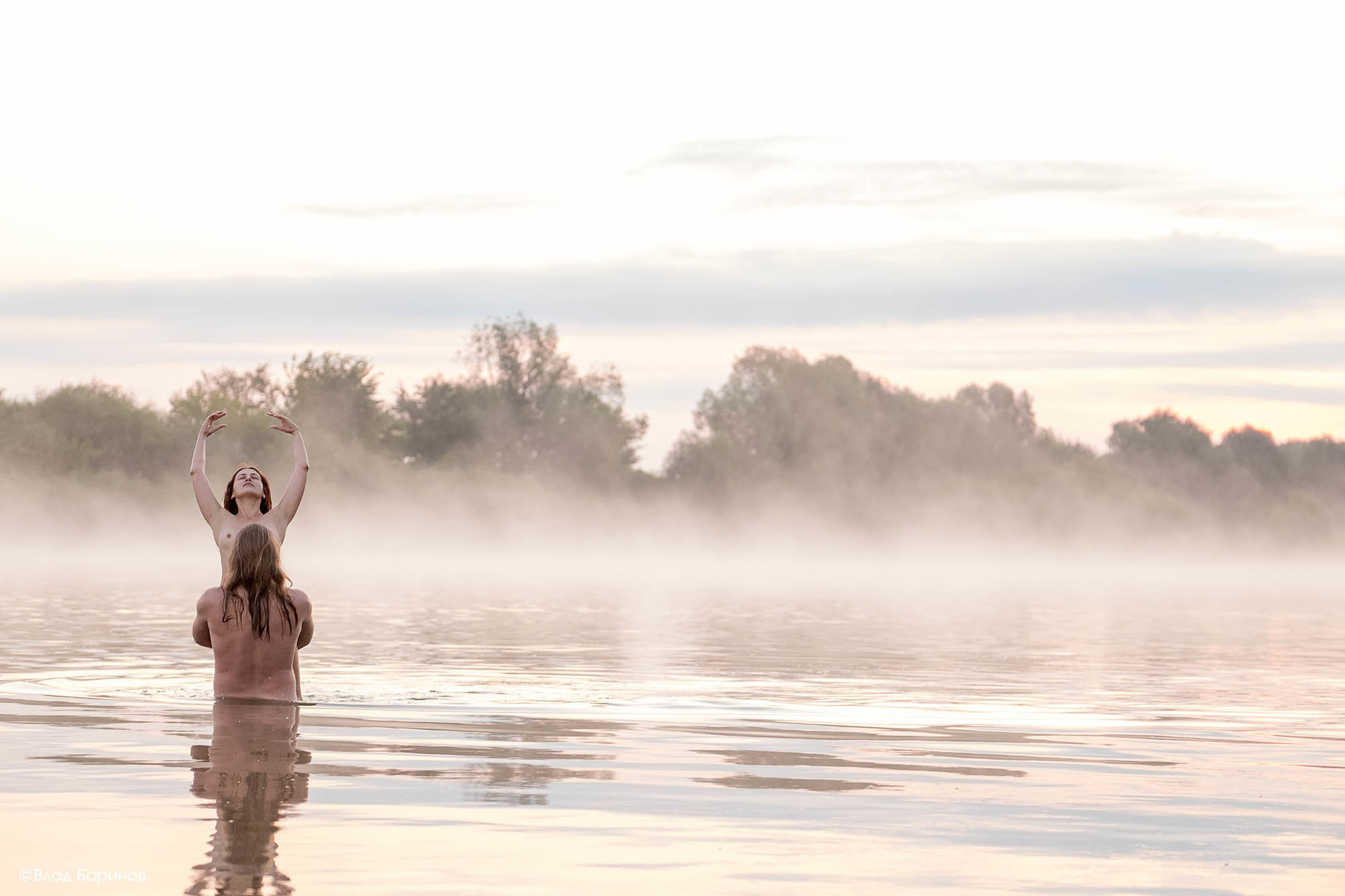 Сексуальная фотосессия для пары на природе