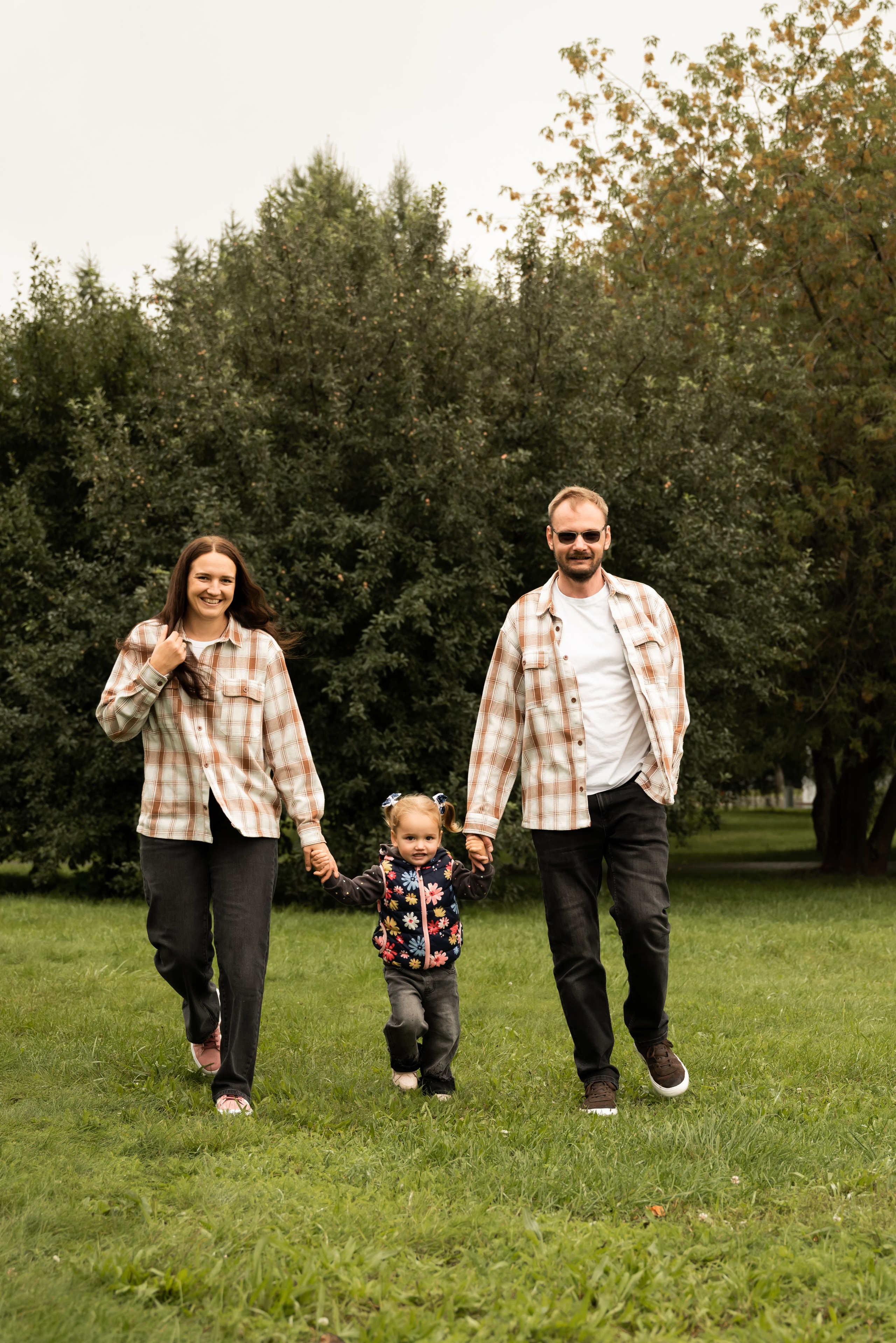 Прогулка у Останкино. Фотограф Ксения Огородова портфолио