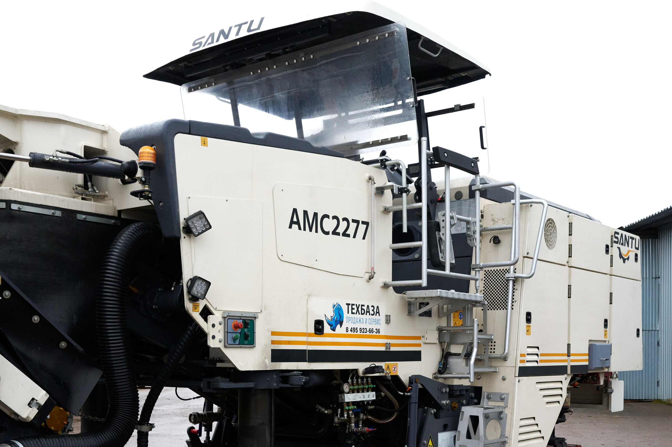 Асфальтоукладчик. Автомобильный и интерьерный фотограф в Минске Александр Тагаев