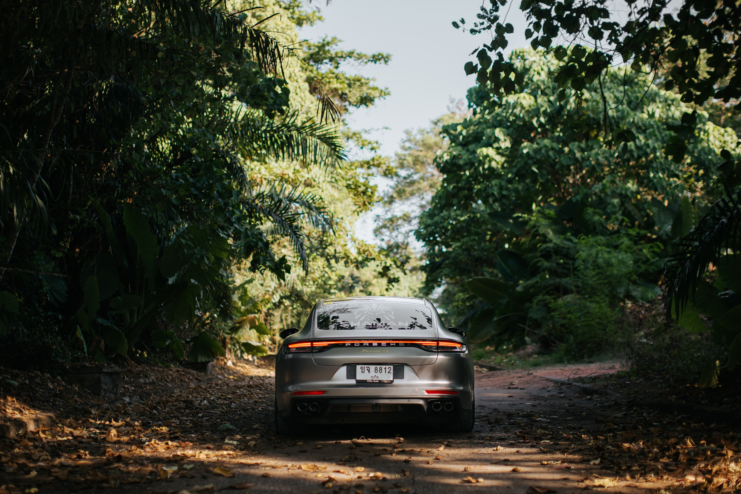 Porsche Panamera. Фотограф в на Пхукете Сергей Войлоков