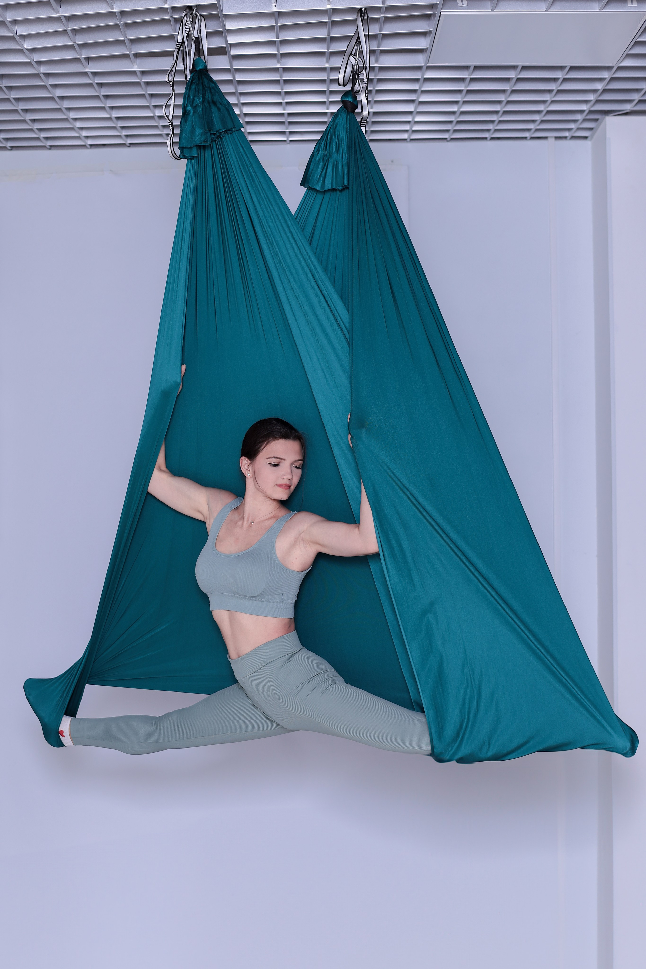 Арт-терапия + аэройога. Фотограф Надршина Лилия