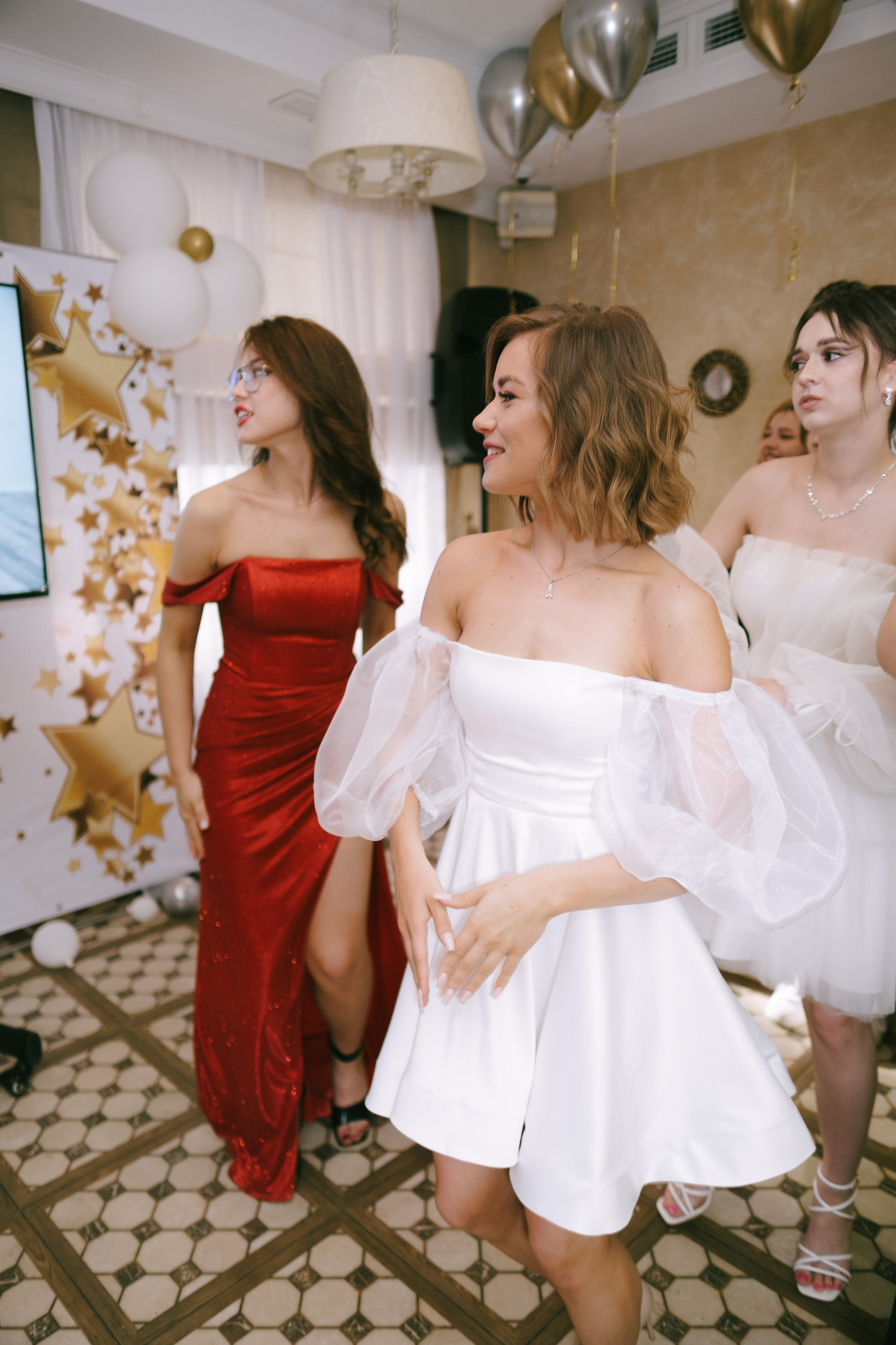 Выпускной школа 33. Свадебный и репортажной фотограф Денис Ожигин в Краснодаре и Краснодарском крае