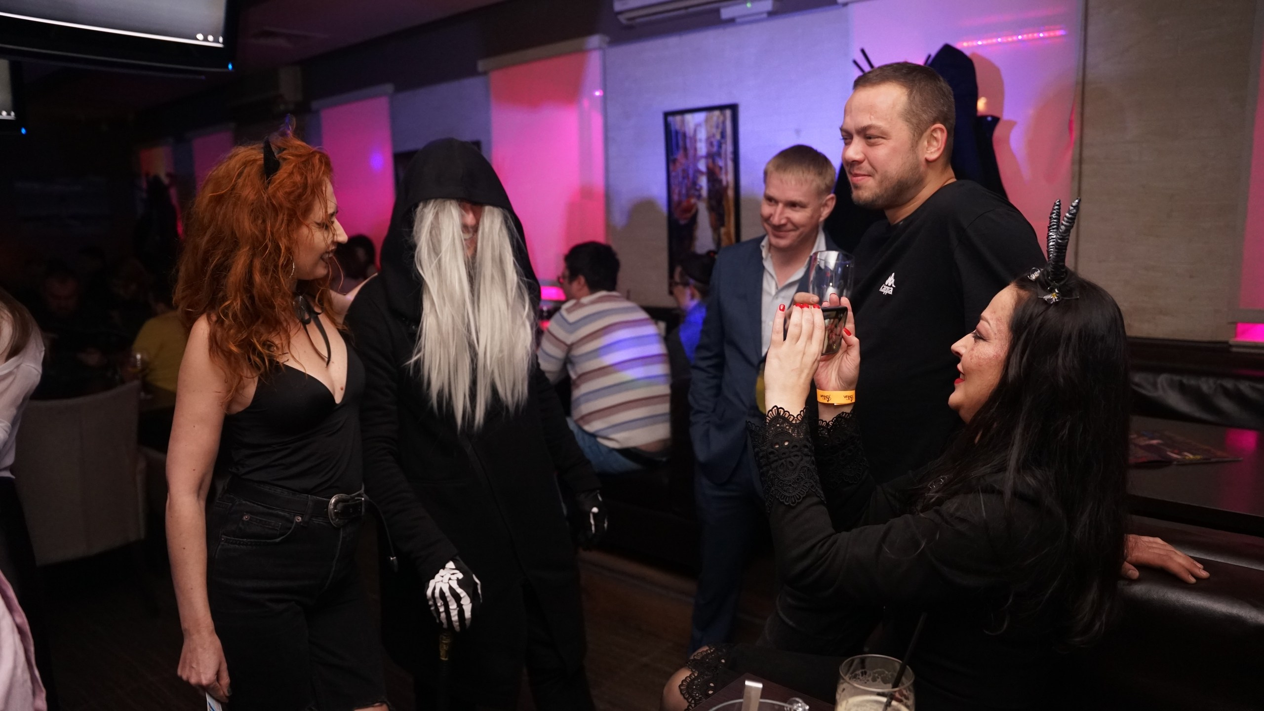 Возвращение зловещих попотрясов. Клубная вечеринка | 28.10.22. Галерея Фантим