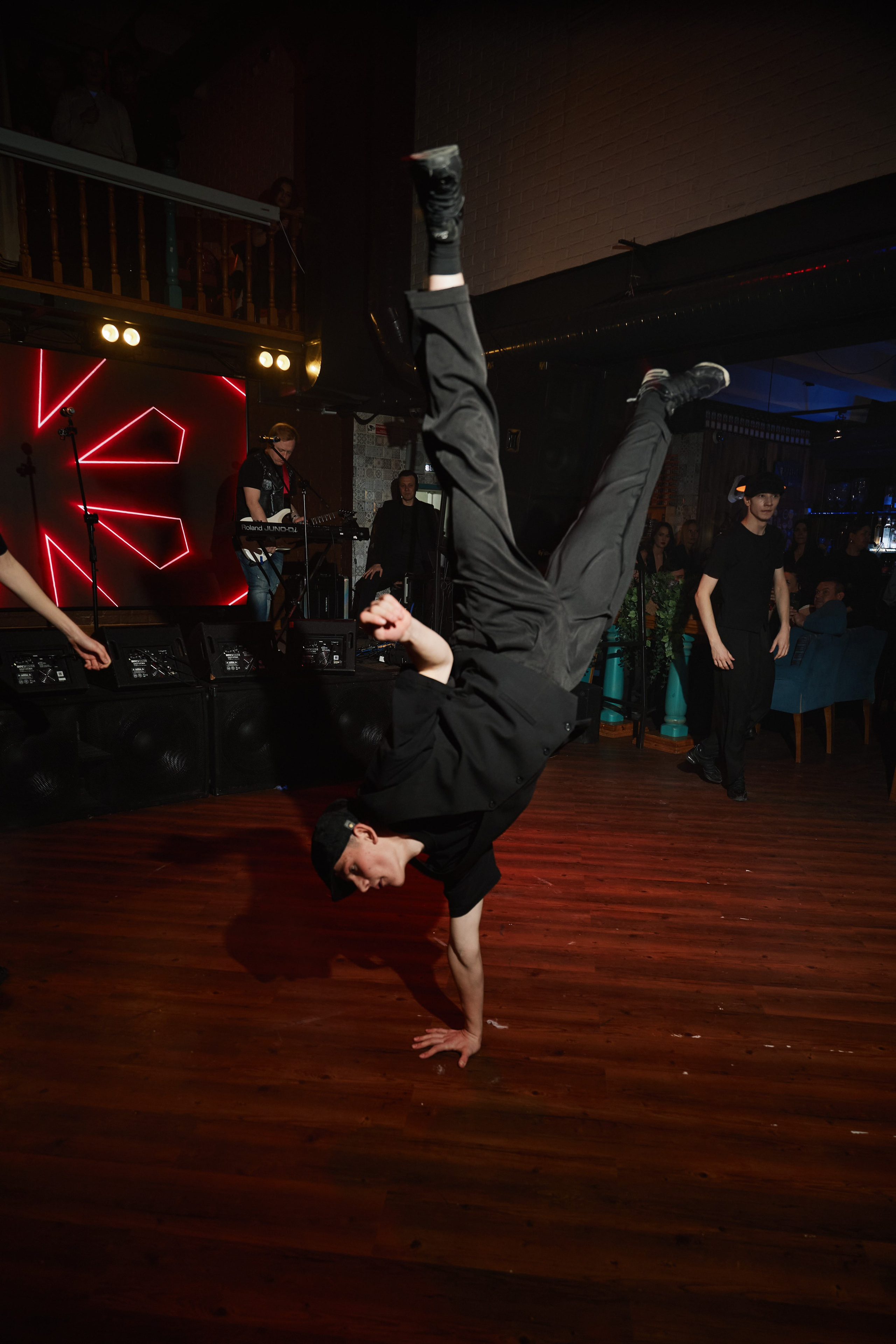 Арт-вечеринка 2026. Фотограф и видеограф в Кургане Леонид Корнильев