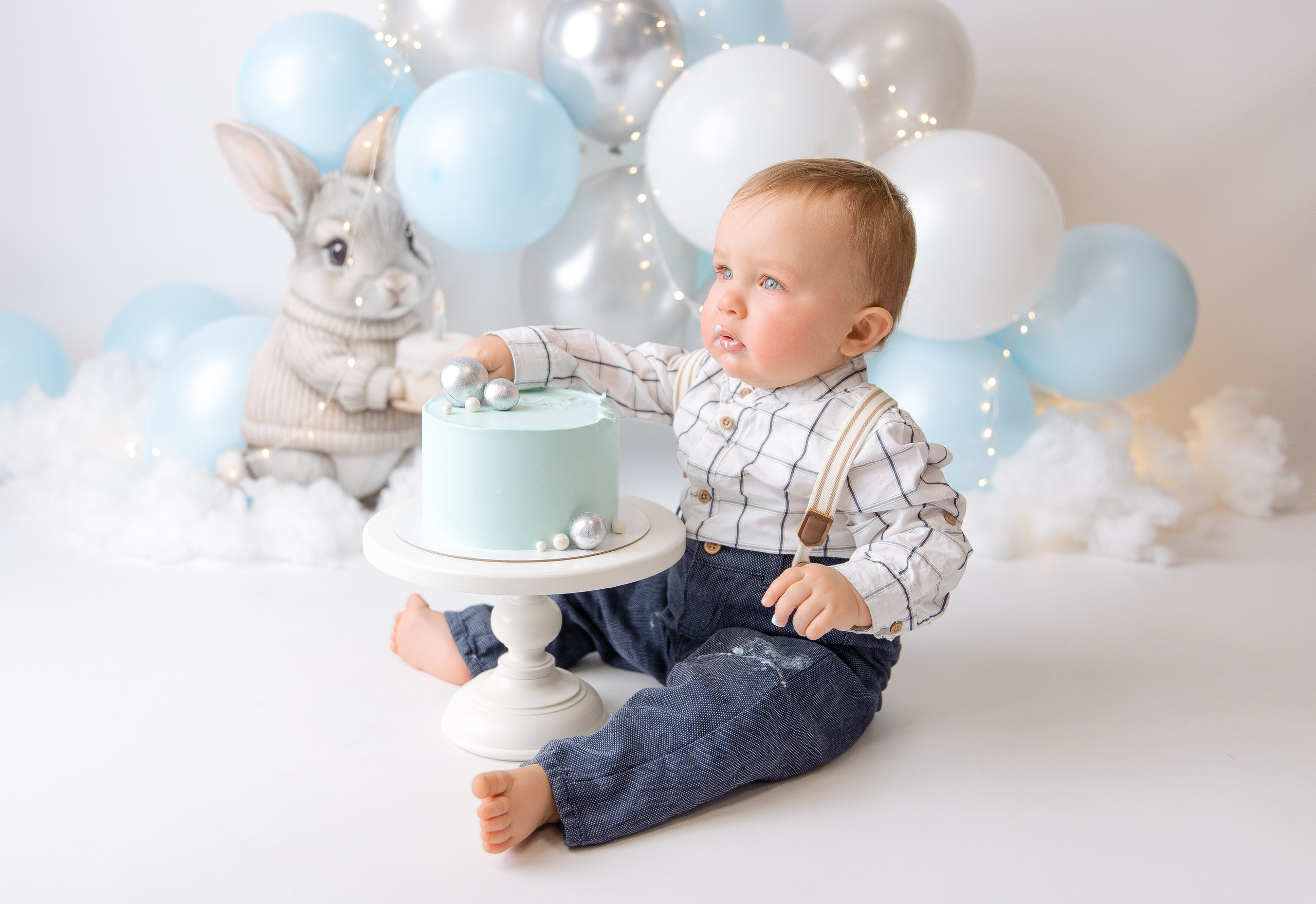 Праздничное оформление. Детский фотограф новорожденных Москва. годики под ключ. своя студия