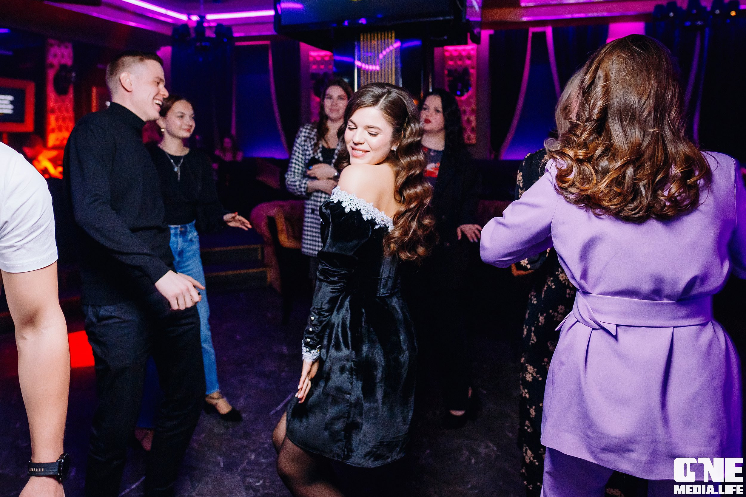 Фоторепортаж из караоке Опера. One Media Life: фоторепортажи, фотоотчеты с мероприятий и заведений