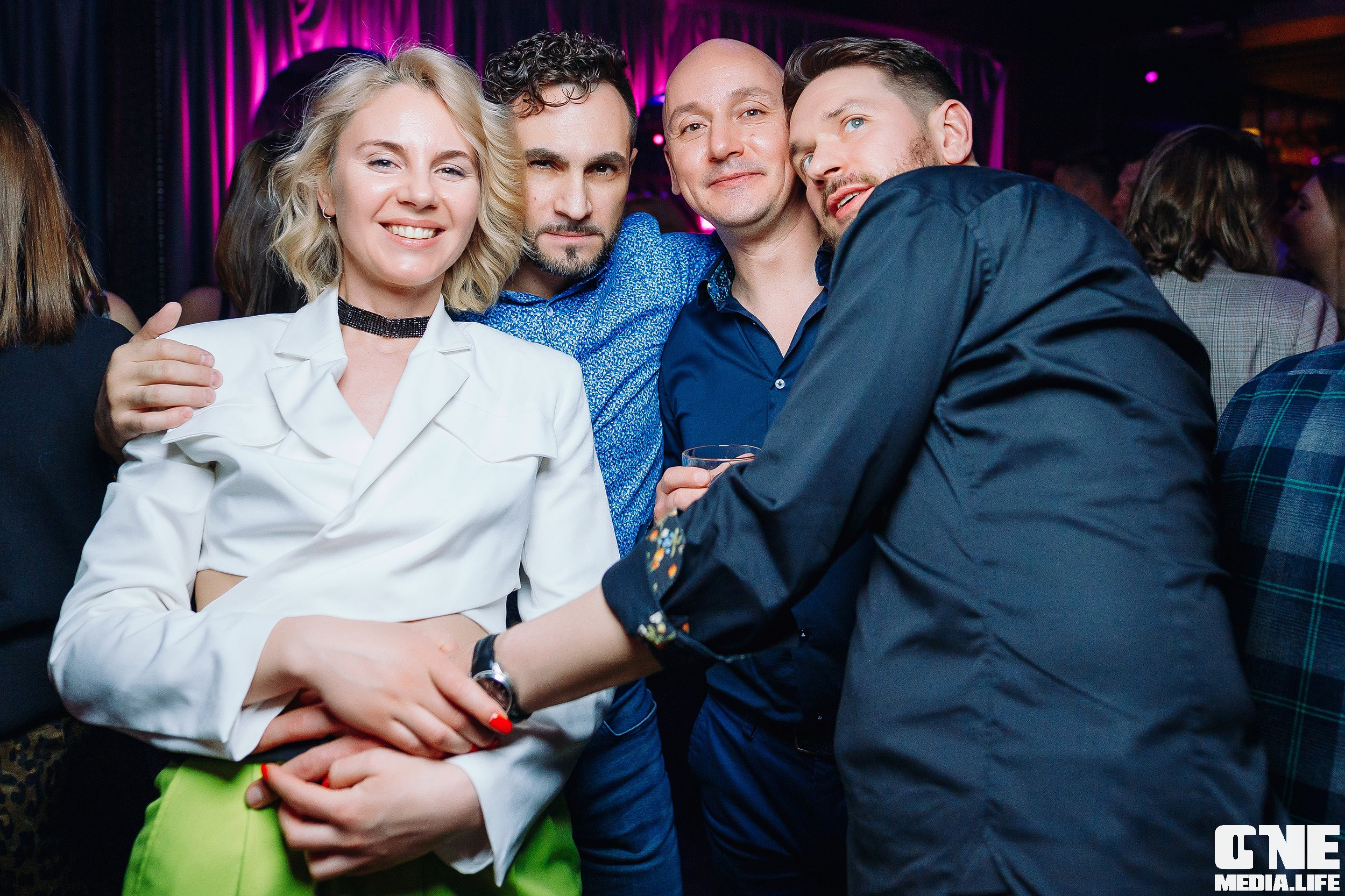 Фотоотчет из диско бара Mirage в Калининграде. One Media Life: фоторепортажи, фотоотчеты с мероприятий и заведений