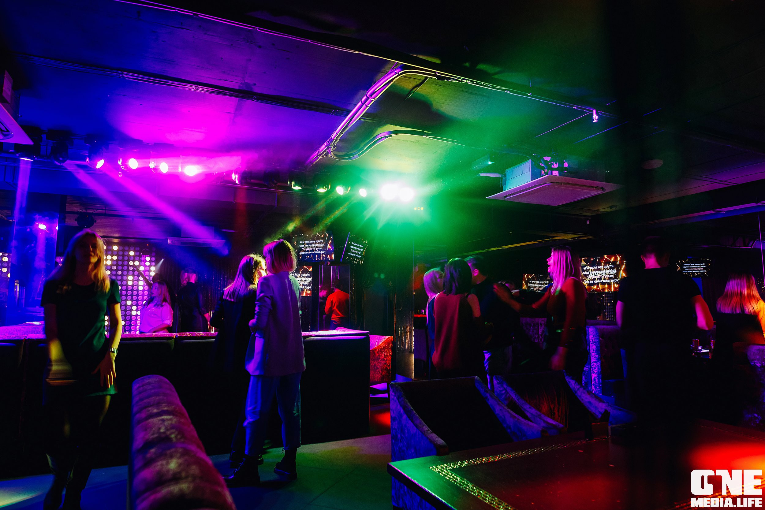 Фоторепортаж с караоке клуба Эйфория в Калининграде. One Media Life: фоторепортажи, фотоотчеты с мероприятий и заведений
