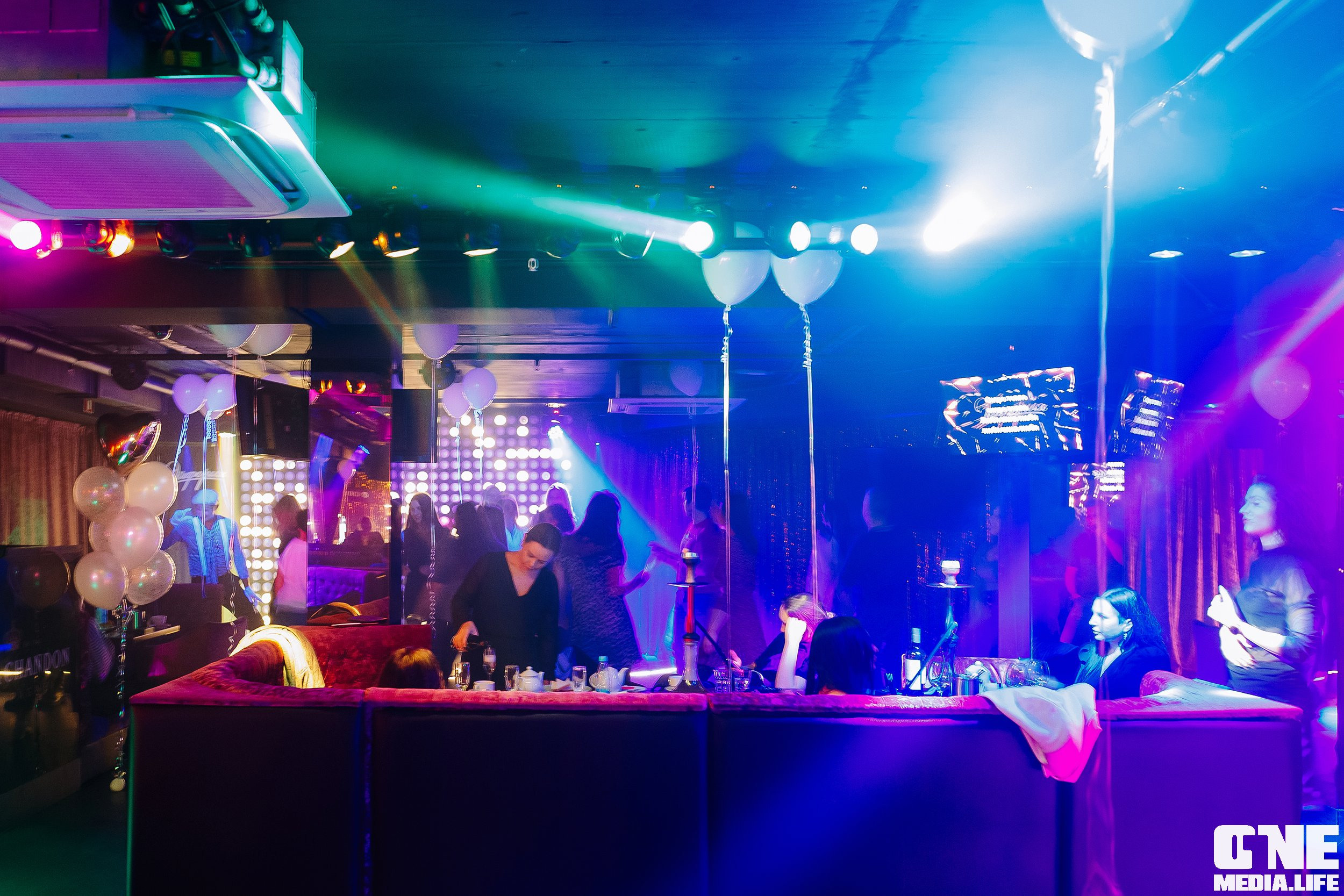 Фотоотчет из караоке клуба Эйфория в Калининграде. One Media Life: фоторепортажи, фотоотчеты с мероприятий и заведений