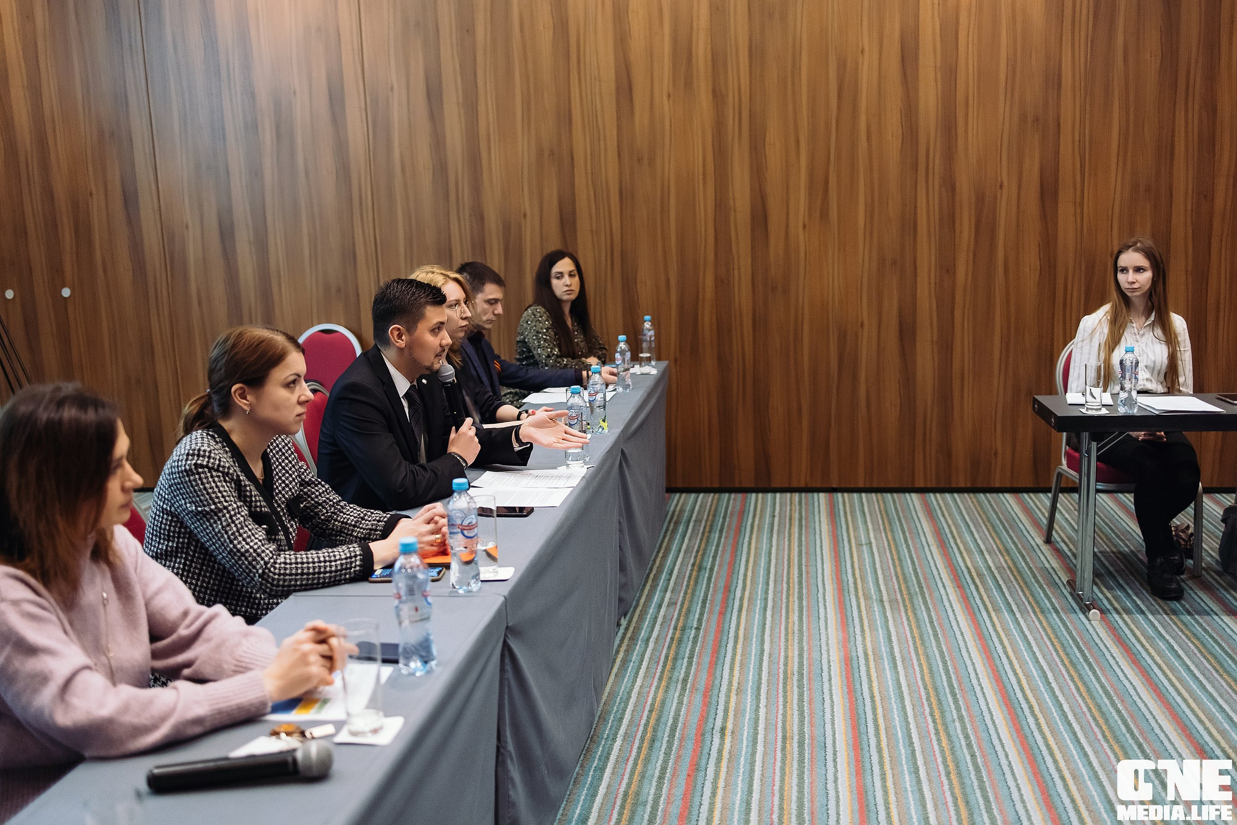 Фоторепортаж круглого стола по темам социального предпринимательства. One Media Life: фоторепортажи, фотоотчеты с мероприятий и заведений