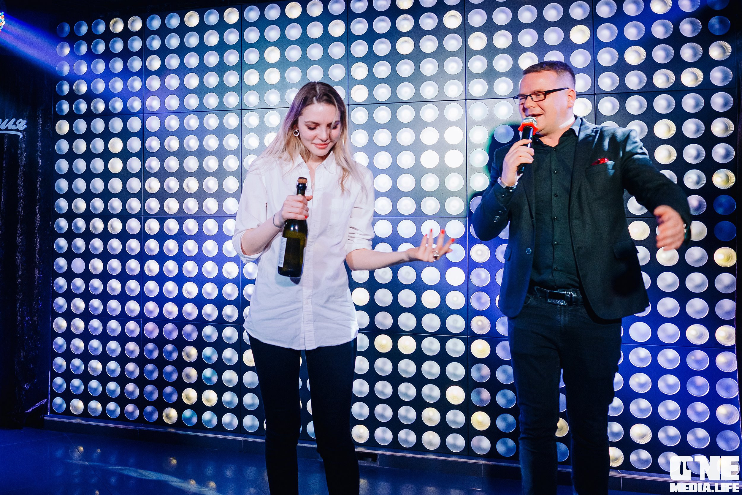 Фотоотчет из караоке клуба Эйфория в Калининграде. One Media Life: фоторепортажи, фотоотчеты с мероприятий и заведений