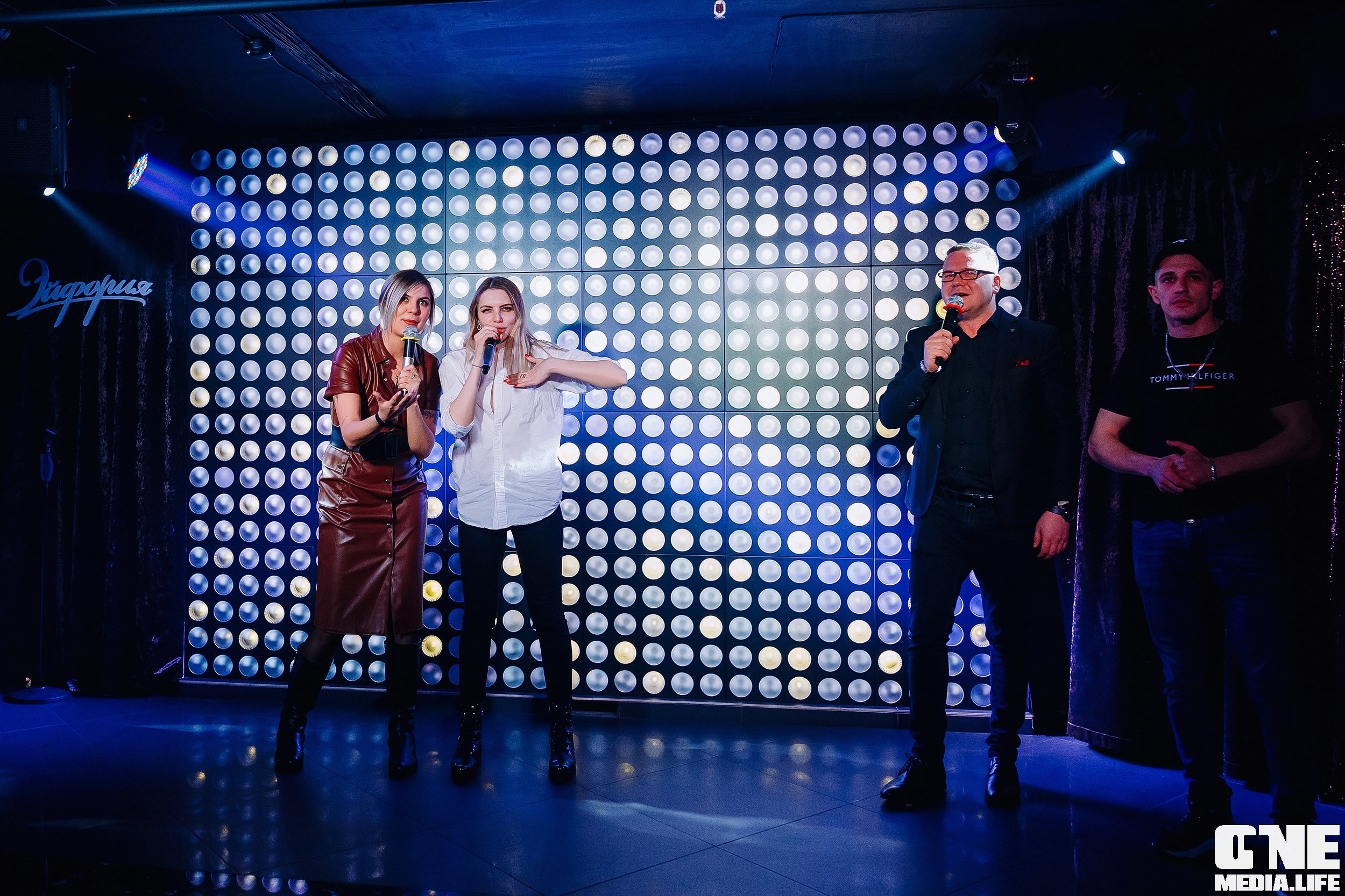 Фотоотчет из караоке клуба Эйфория в Калининграде. One Media Life: фоторепортажи, фотоотчеты с мероприятий и заведений