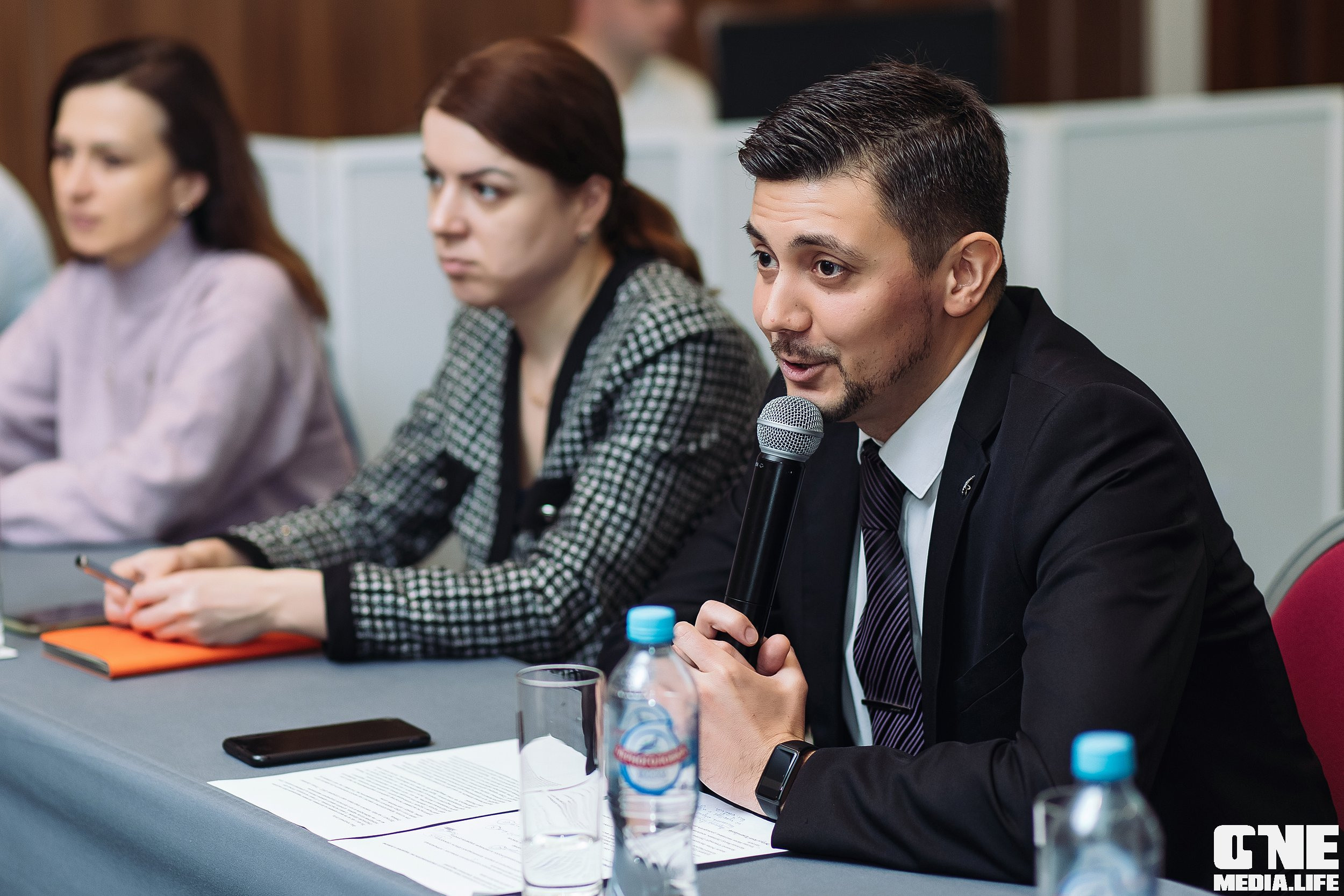 Фоторепортаж круглого стола по темам социального предпринимательства. One Media Life: фоторепортажи, фотоотчеты с мероприятий и заведений