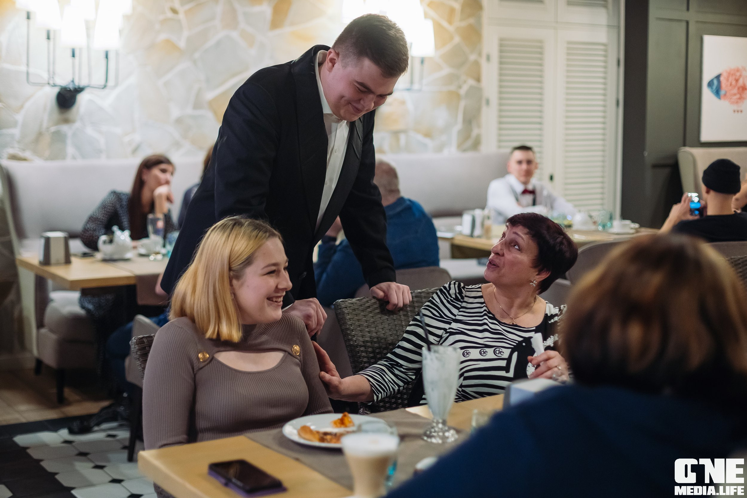 Фоторепортаж из ресторана Балкон. One Media Life: фоторепортажи, фотоотчеты с мероприятий и заведений