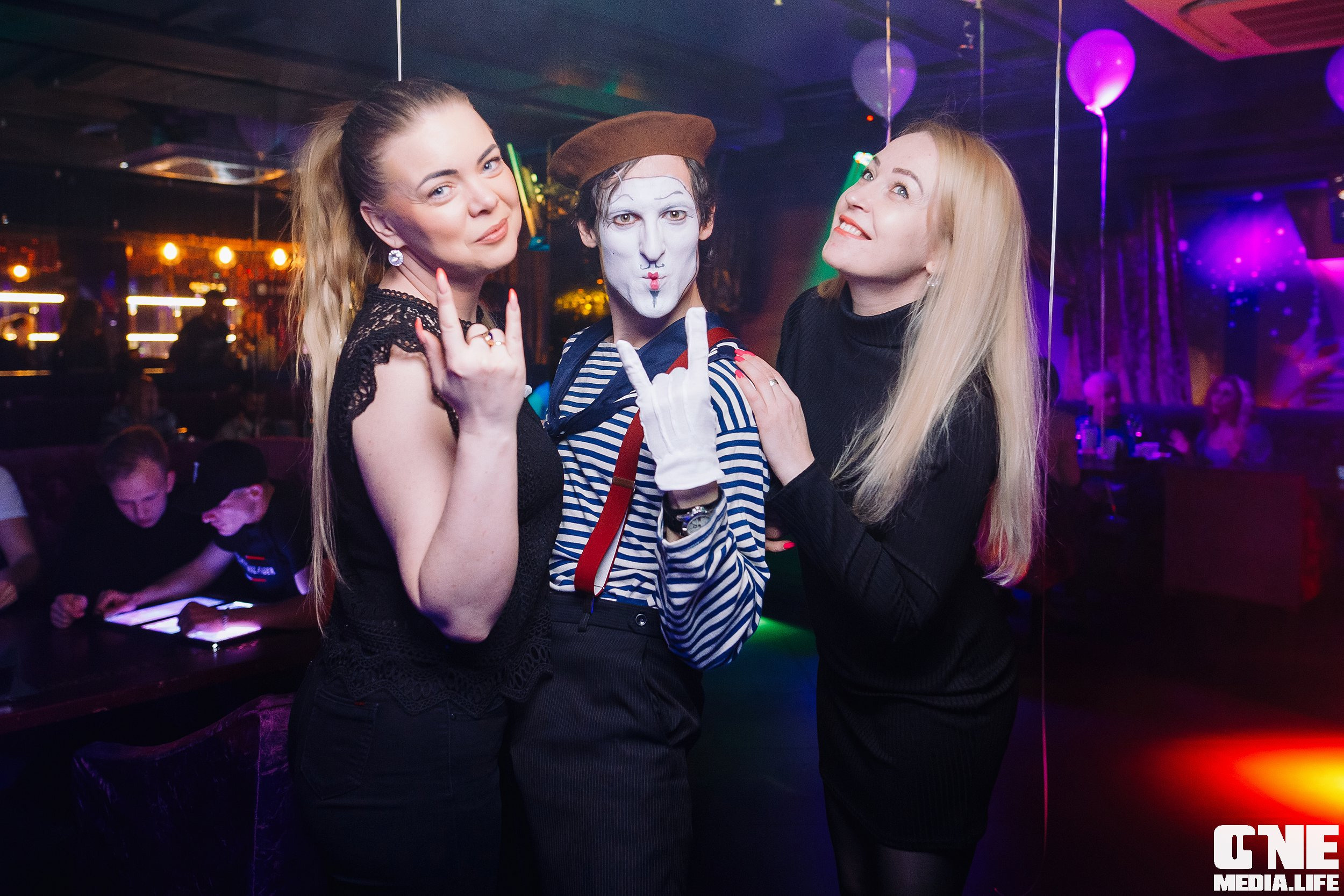 Фотоотчет из караоке клуба Эйфория в Калининграде. One Media Life: фоторепортажи, фотоотчеты с мероприятий и заведений