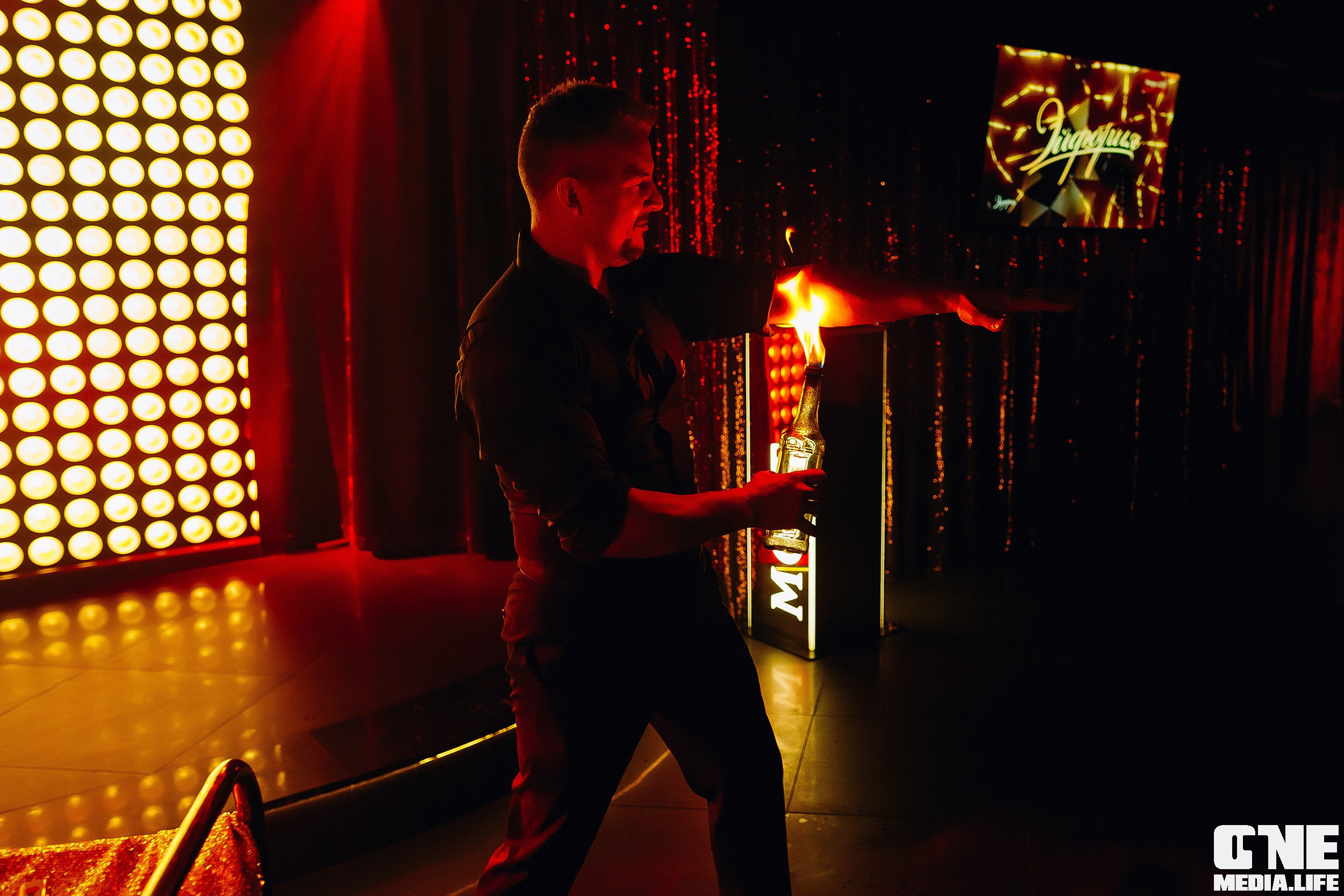 Фотоотчет из караоке клуба Эйфория в Калининграде. One Media Life: фоторепортажи, фотоотчеты с мероприятий и заведений