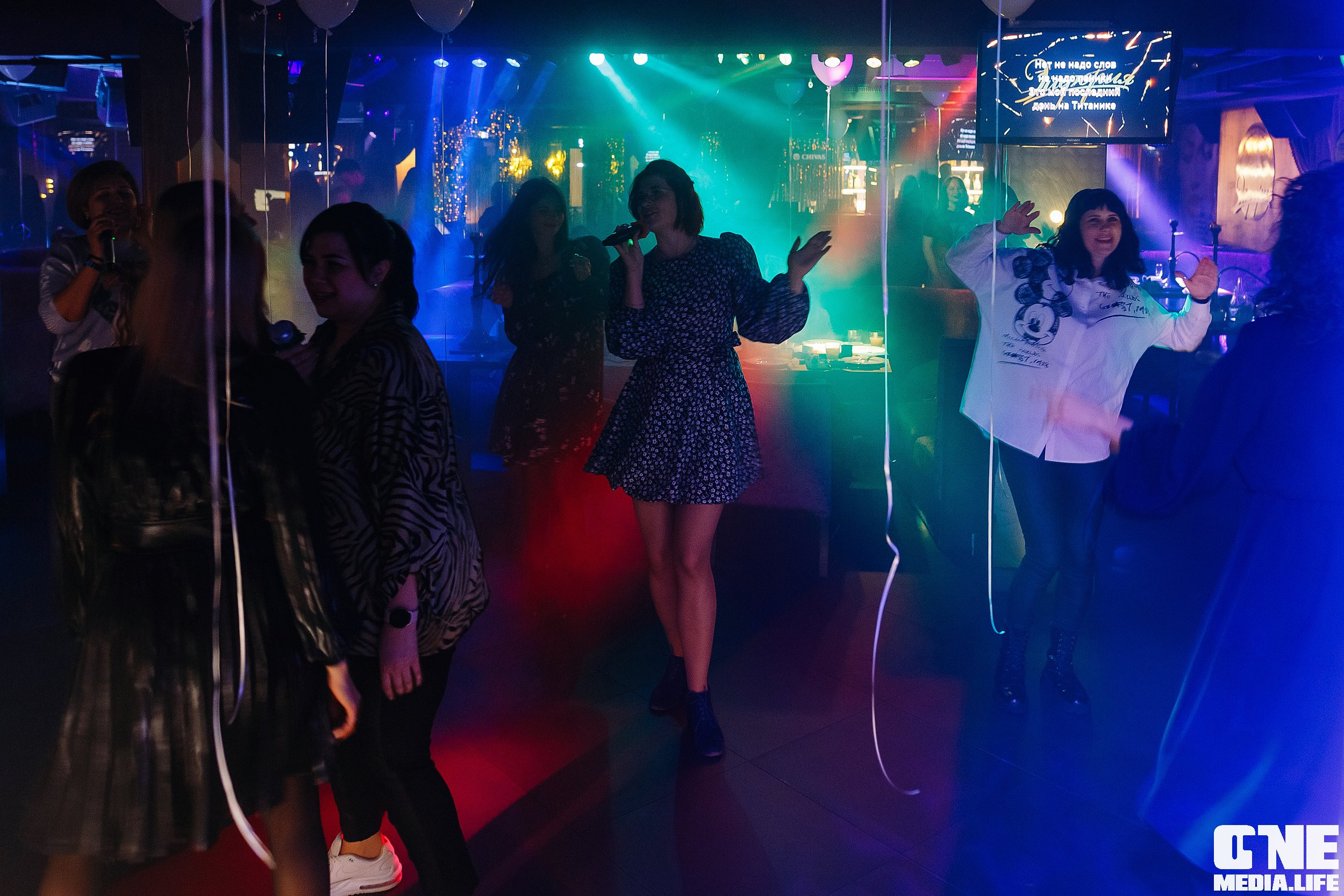 Фоторепортаж из караоке клуба Эйфория. One Media Life: фоторепортажи, фотоотчеты с мероприятий и заведений