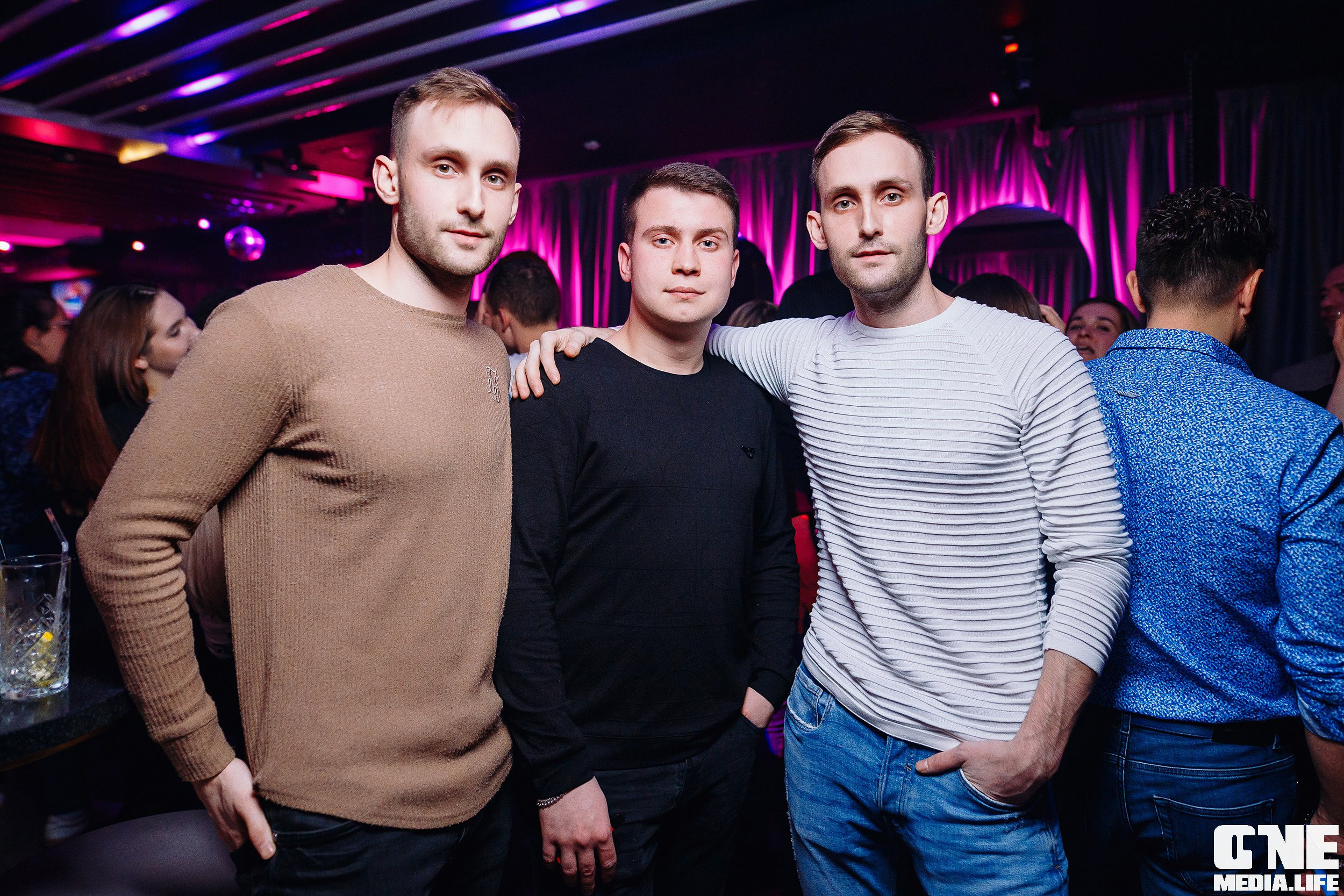 Фотоотчет из диско бара Mirage в Калининграде. One Media Life: фоторепортажи, фотоотчеты с мероприятий и заведений