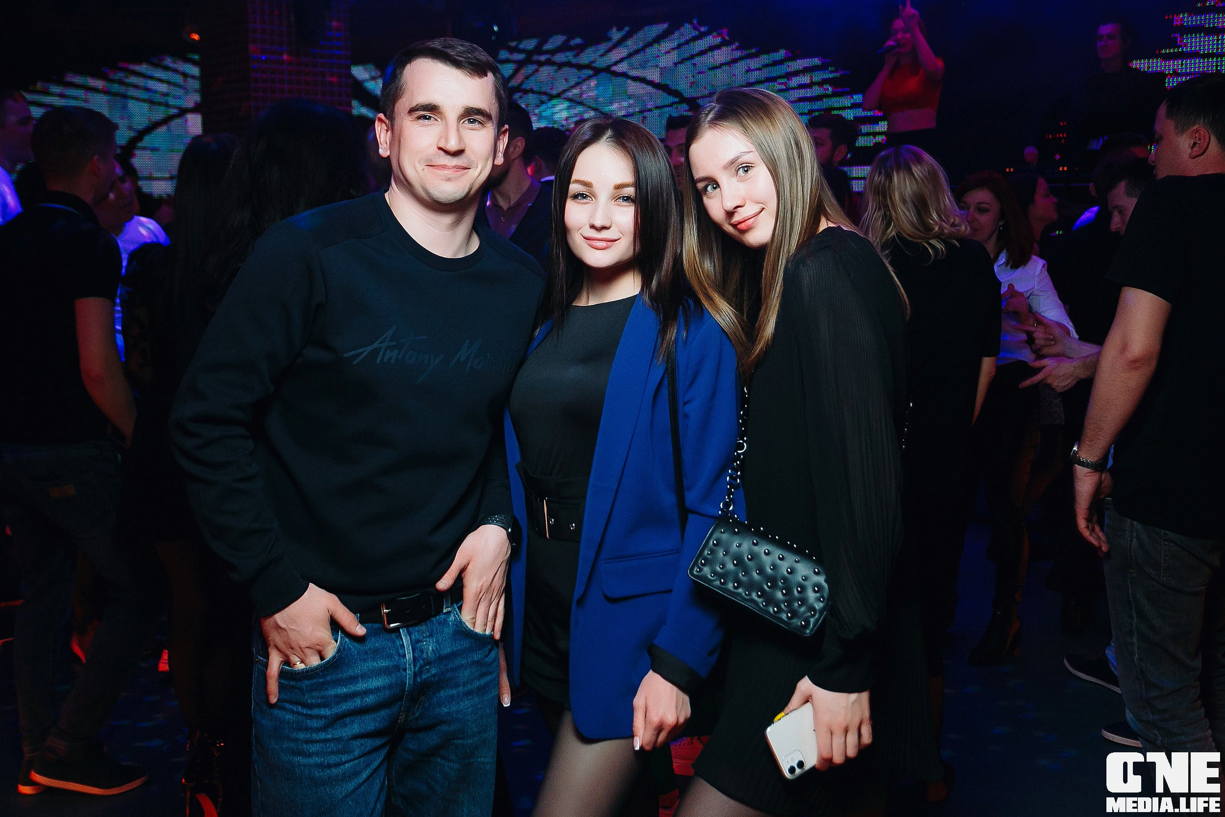 Фотоотчет из ночного клуба Планета в Калининграде. One Media Life: фоторепортажи, фотоотчеты с мероприятий и заведений