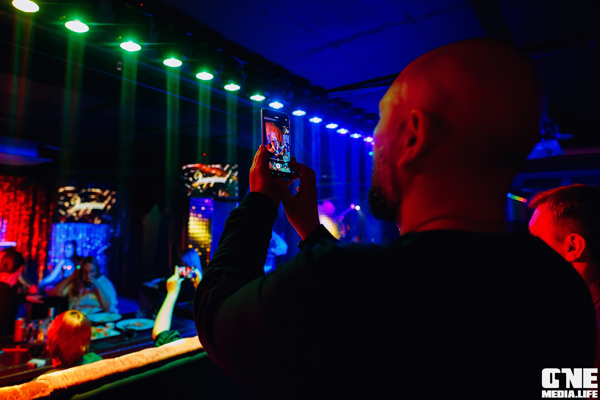 Фоторепортаж с караоке клуба Эйфория в Калининграде. One Media Life: фоторепортажи, фотоотчеты с мероприятий и заведений