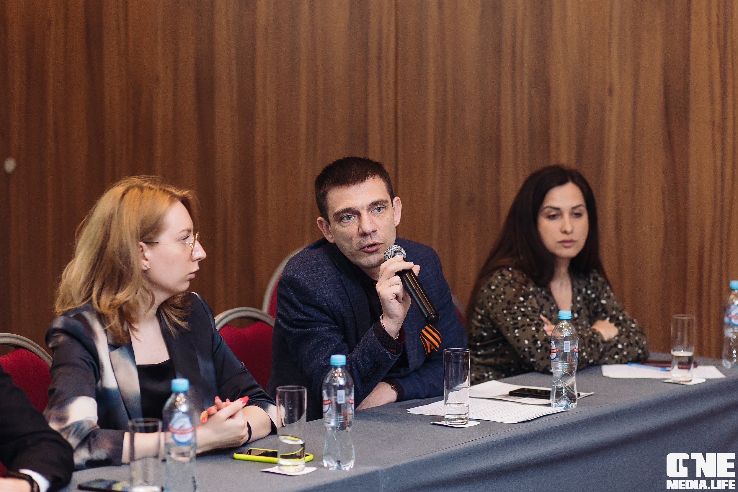 Фоторепортаж круглого стола по темам социального предпринимательства. One Media Life: фоторепортажи, фотоотчеты с мероприятий и заведений