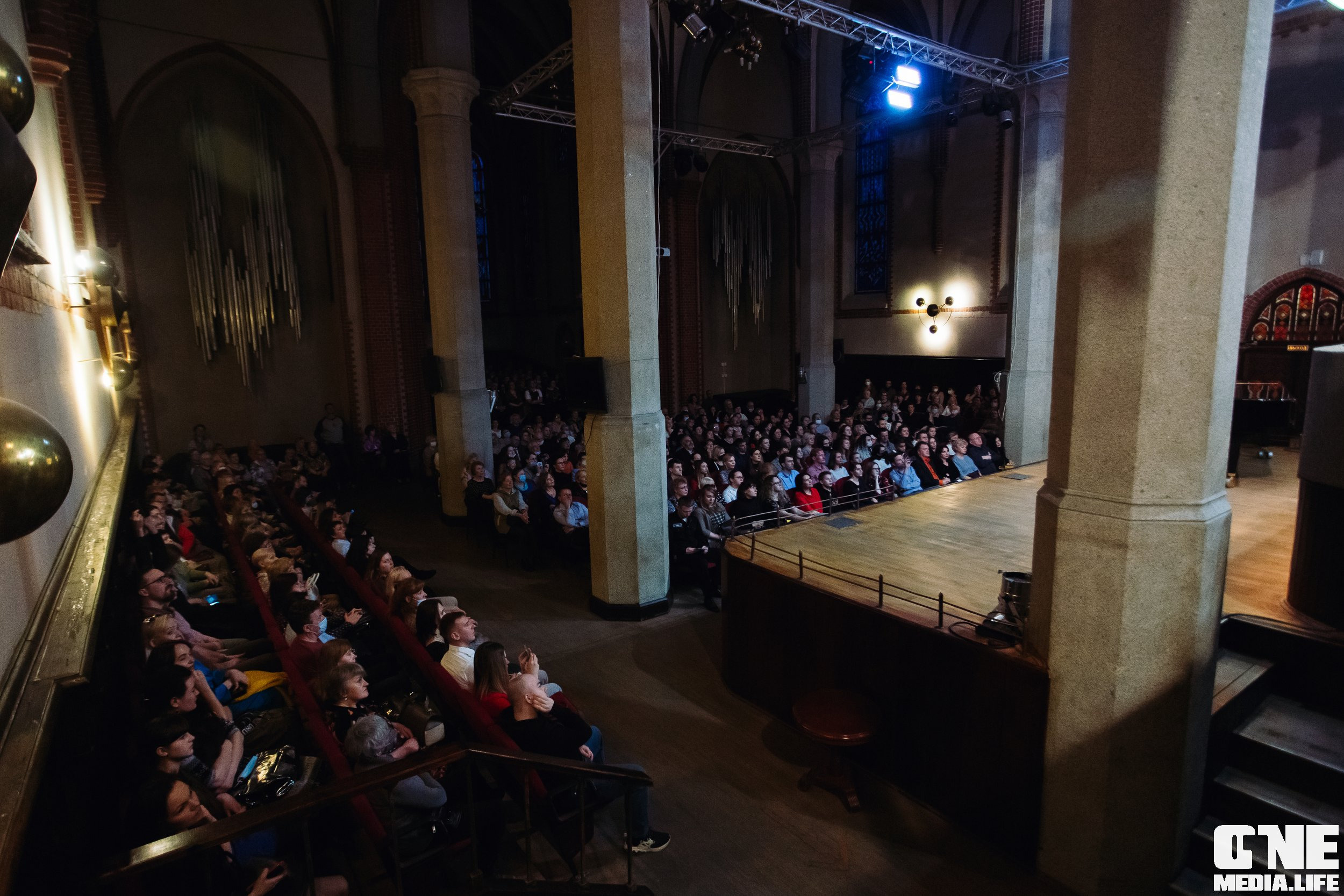 Фоторепортаж из Калининградской Филармонии. One Media Life: фоторепортажи, фотоотчеты с мероприятий и заведений