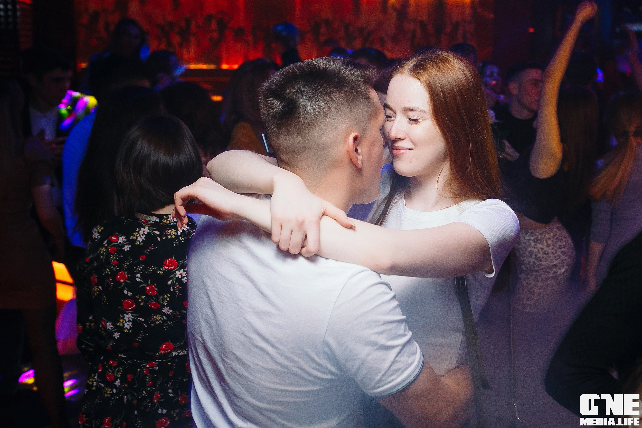 Фотоотчет из ночного клуба Планета в Калининграде. One Media Life: фоторепортажи, фотоотчеты с мероприятий и заведений