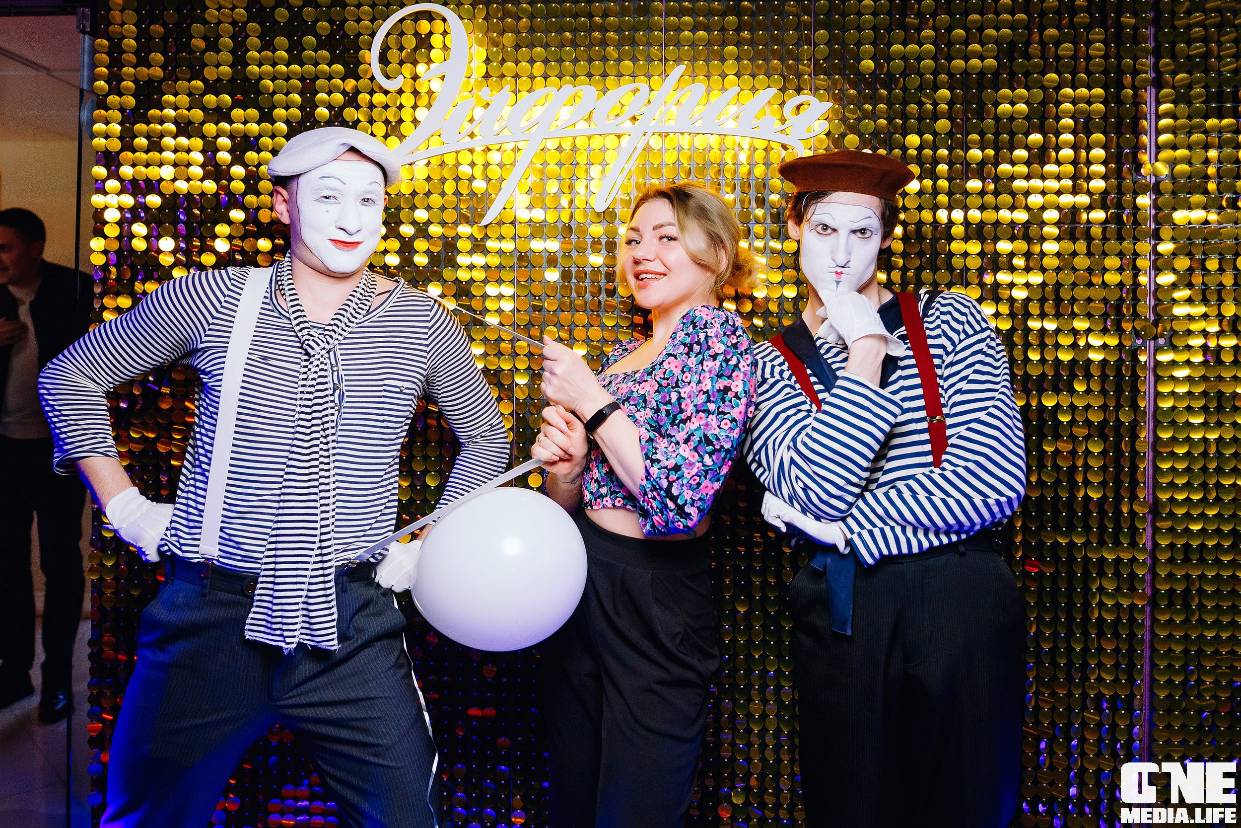 Фотоотчет из караоке клуба Эйфория в Калининграде. One Media Life: фоторепортажи, фотоотчеты с мероприятий и заведений