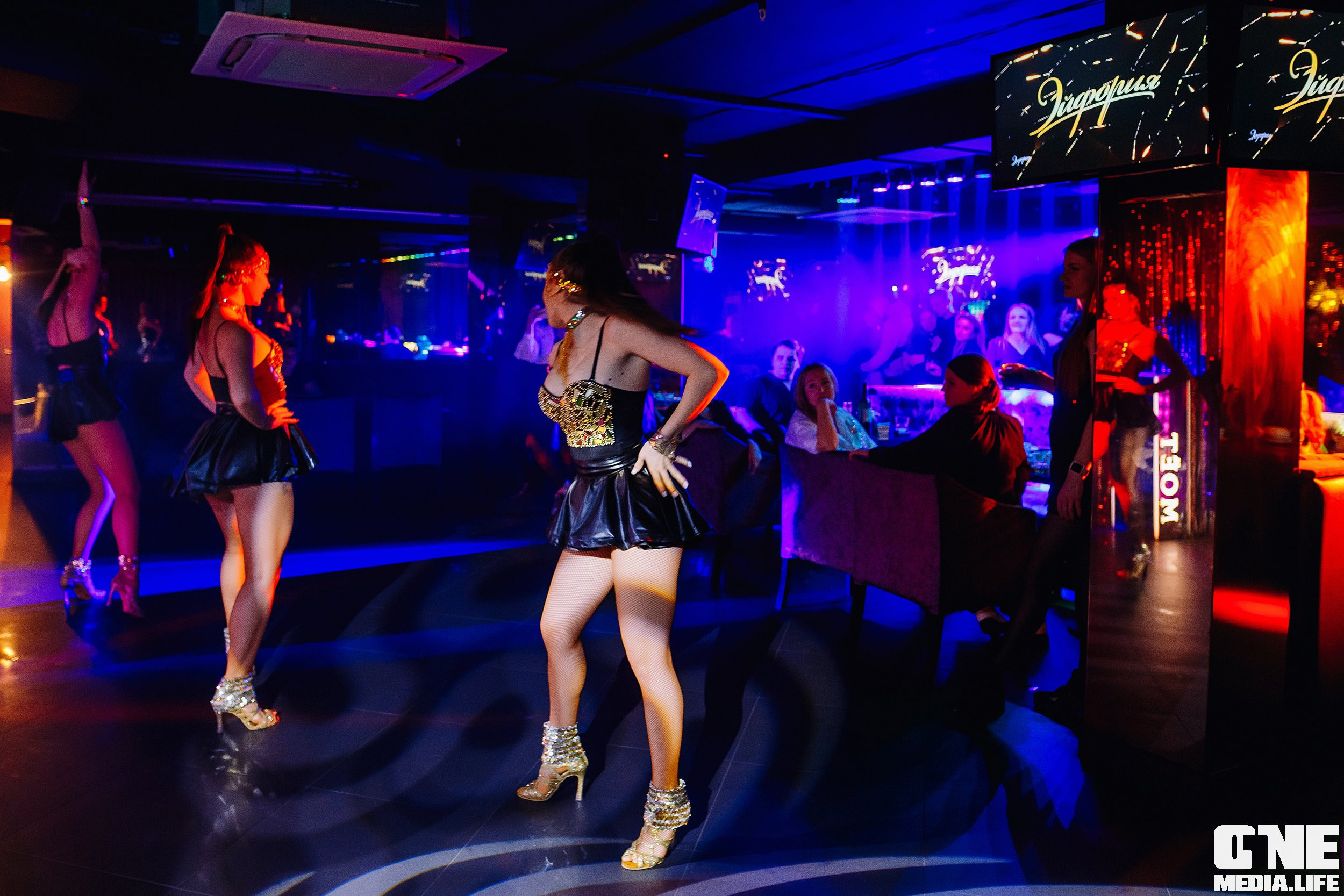 Фоторепортаж с караоке клуба Эйфория в Калининграде. One Media Life: фоторепортажи, фотоотчеты с мероприятий и заведений