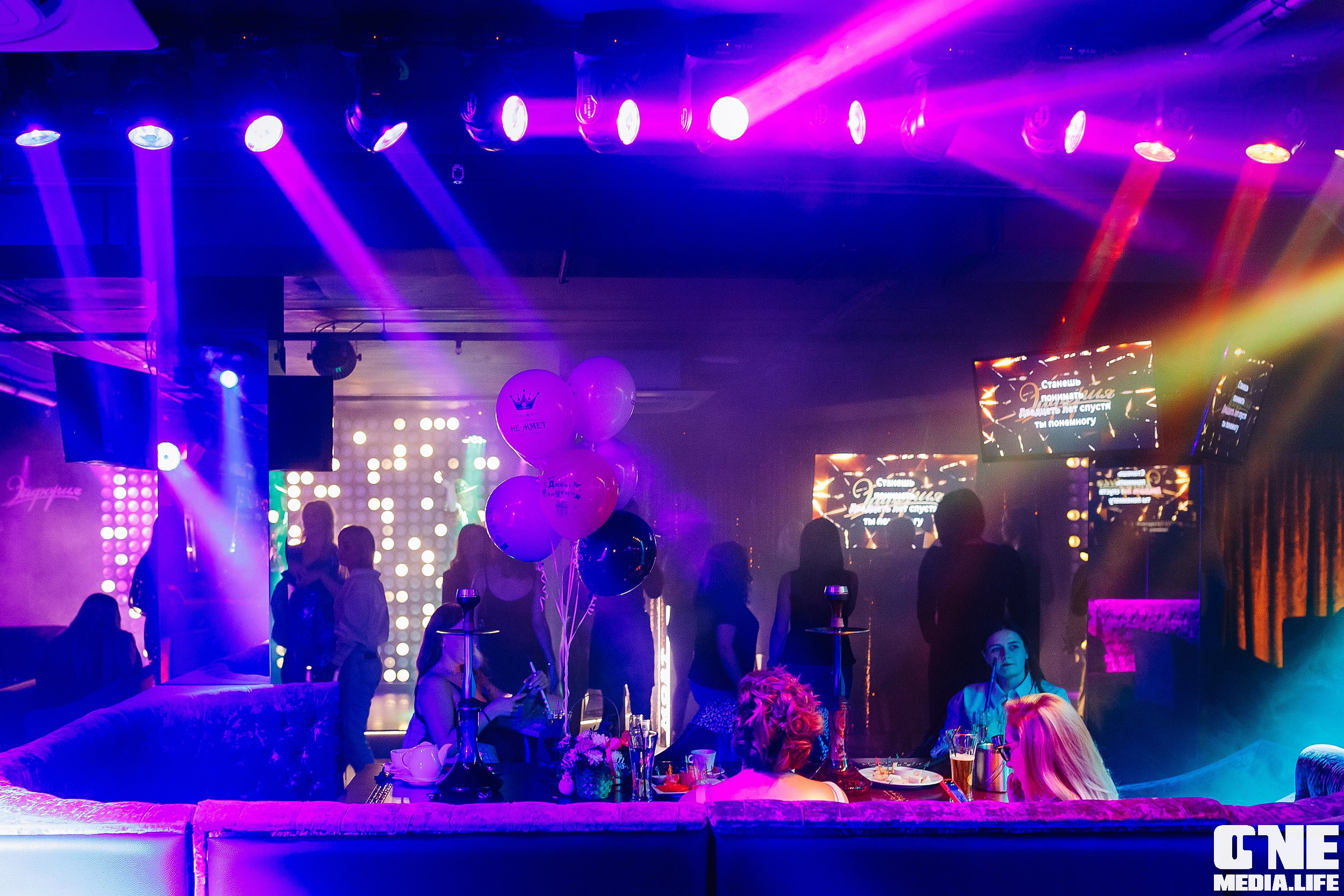 Фотоотчет из караоке клуба Эйфория в Калининграде. One Media Life: фоторепортажи, фотоотчеты с мероприятий и заведений