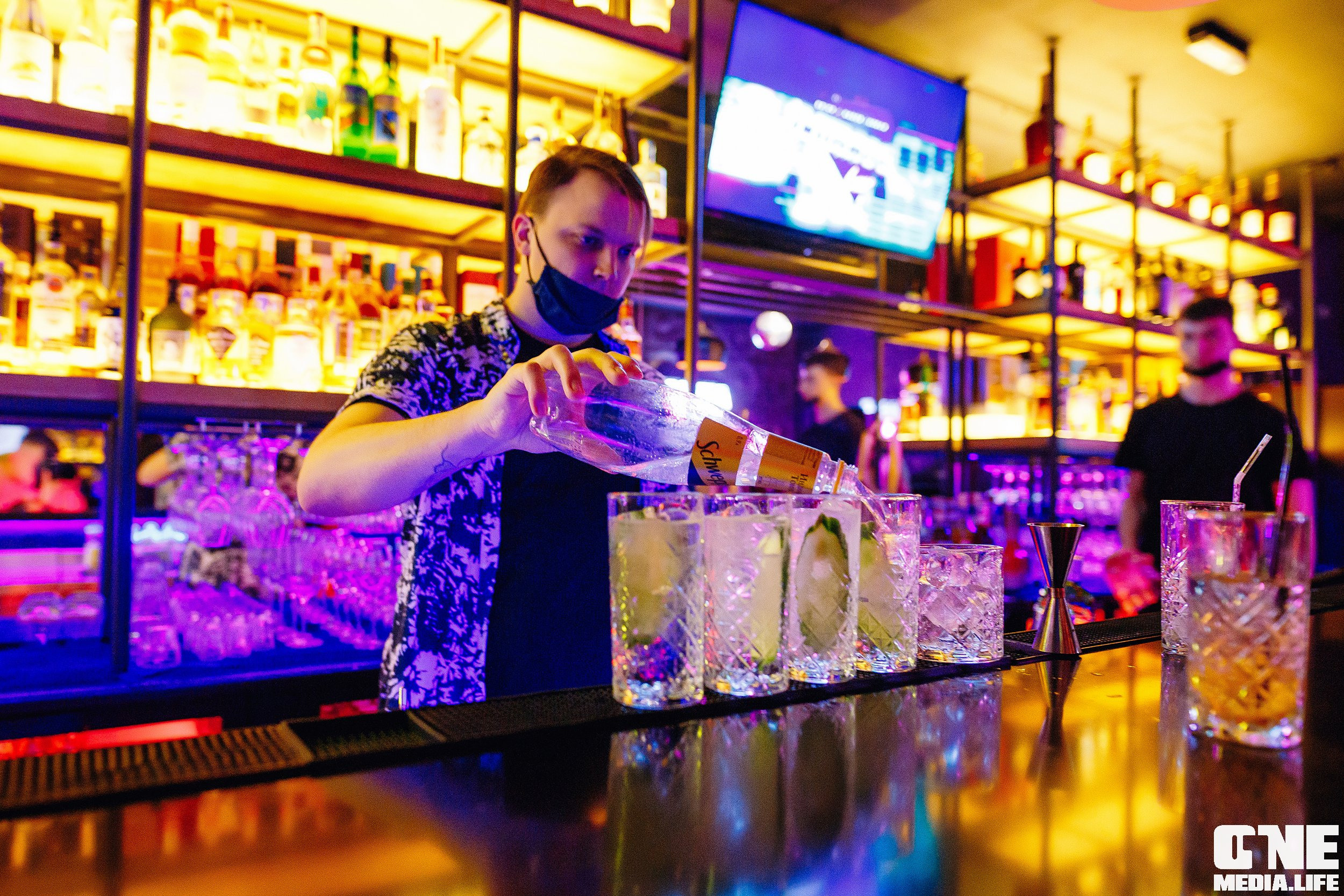 Фотоотчет из диско бара Mirage в Калининграде. One Media Life: фоторепортажи, фотоотчеты с мероприятий и заведений