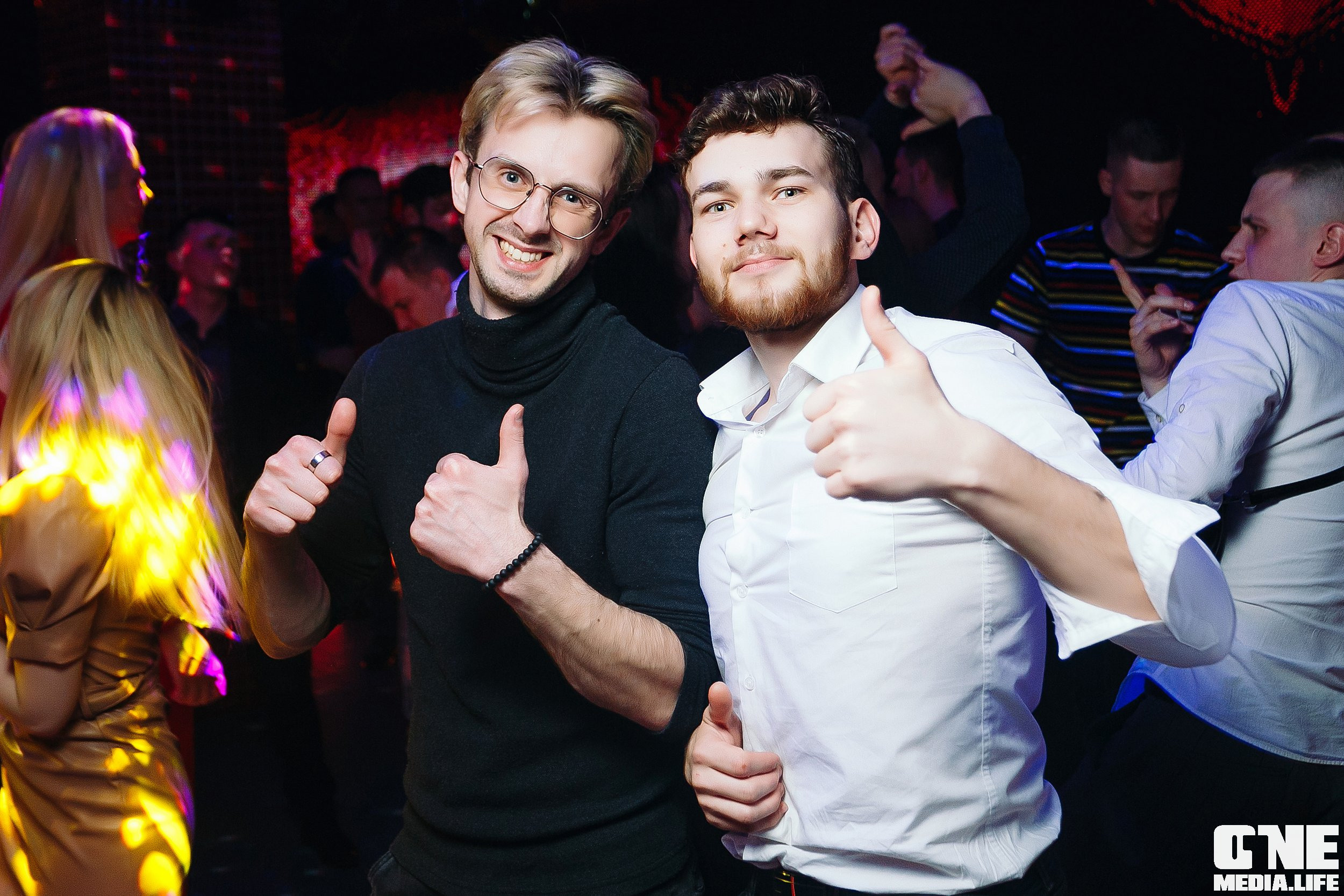 Фотоотчет из ночного клуба Планета в Калининграде. One Media Life: фоторепортажи, фотоотчеты с мероприятий и заведений