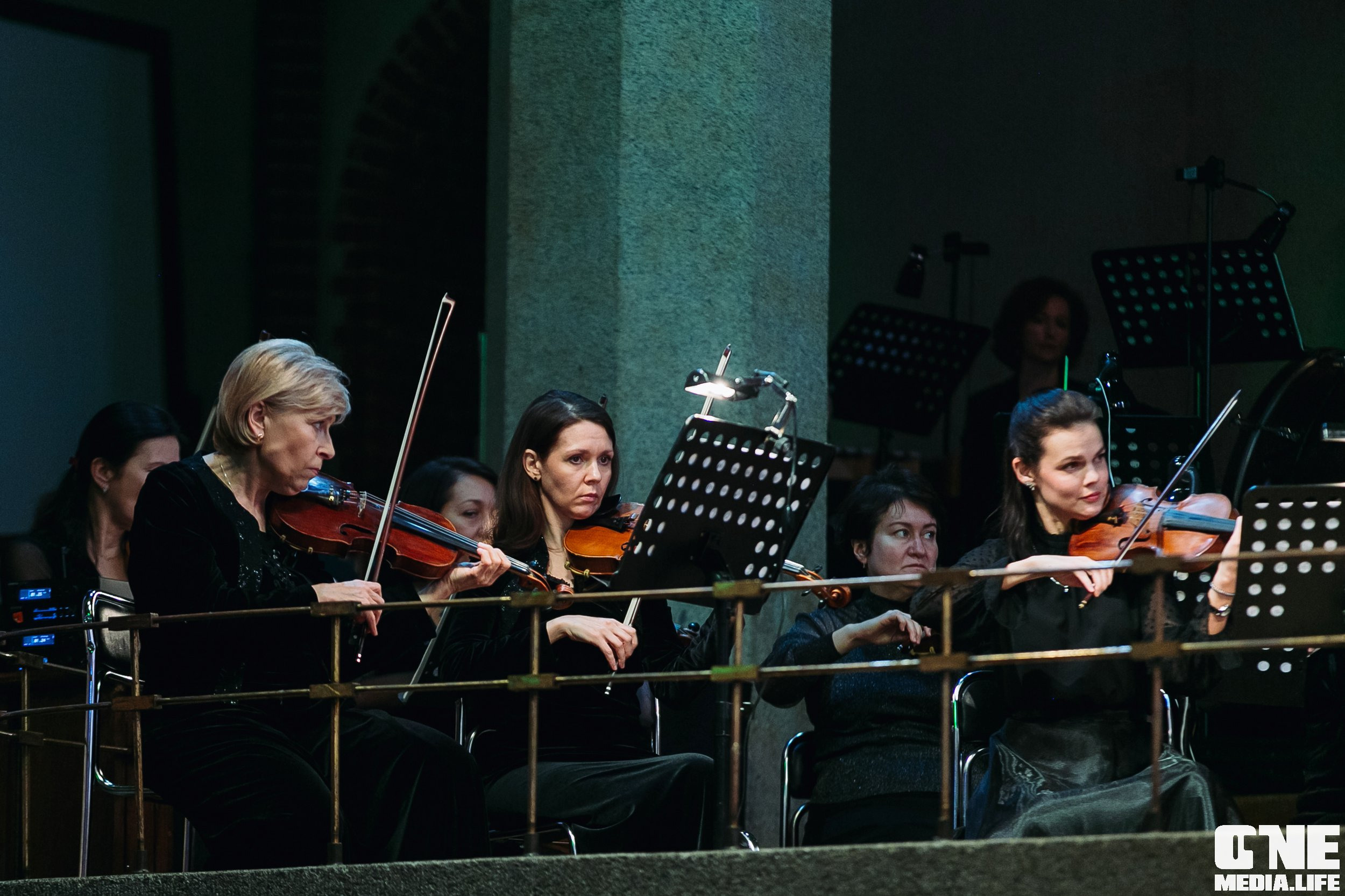 Фоторепортаж из Калининградской Филармонии. One Media Life: фоторепортажи, фотоотчеты с мероприятий и заведений