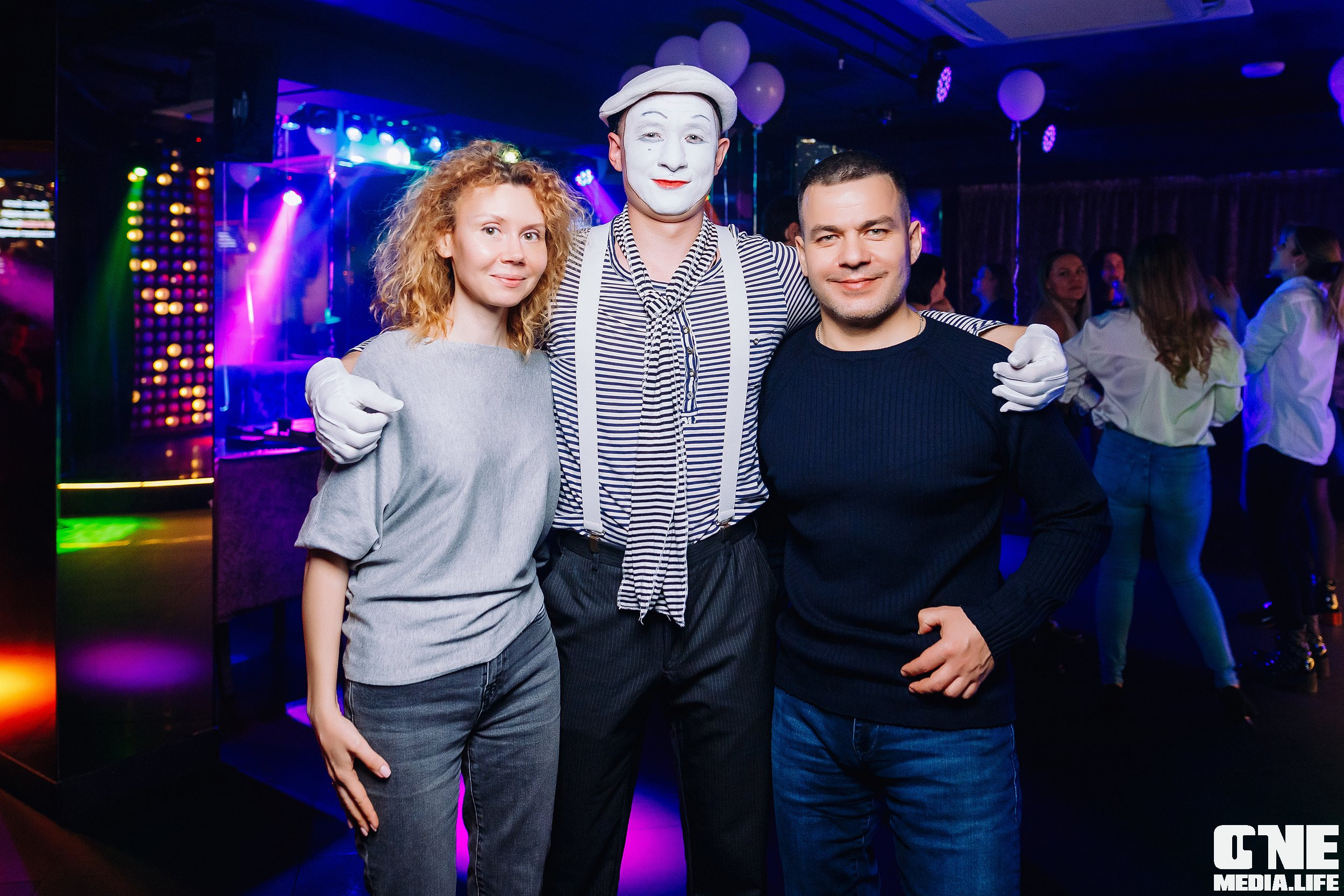 Фотоотчет из караоке клуба Эйфория в Калининграде. One Media Life: фоторепортажи, фотоотчеты с мероприятий и заведений