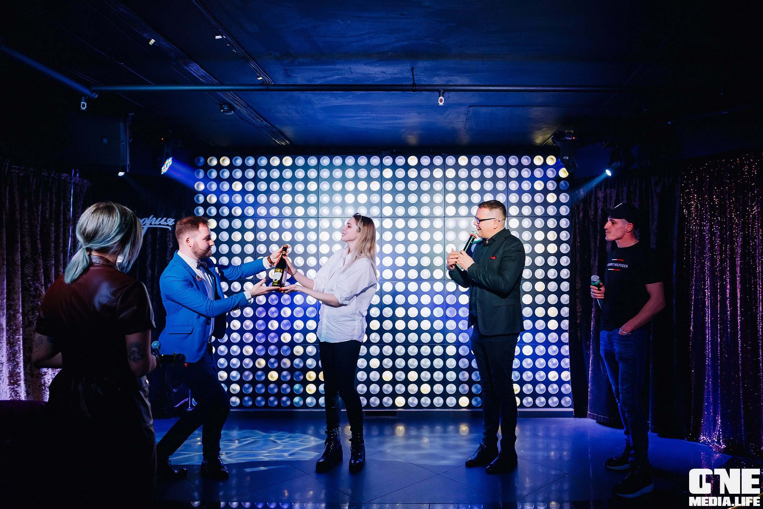 Фотоотчет из караоке клуба Эйфория в Калининграде. One Media Life: фоторепортажи, фотоотчеты с мероприятий и заведений