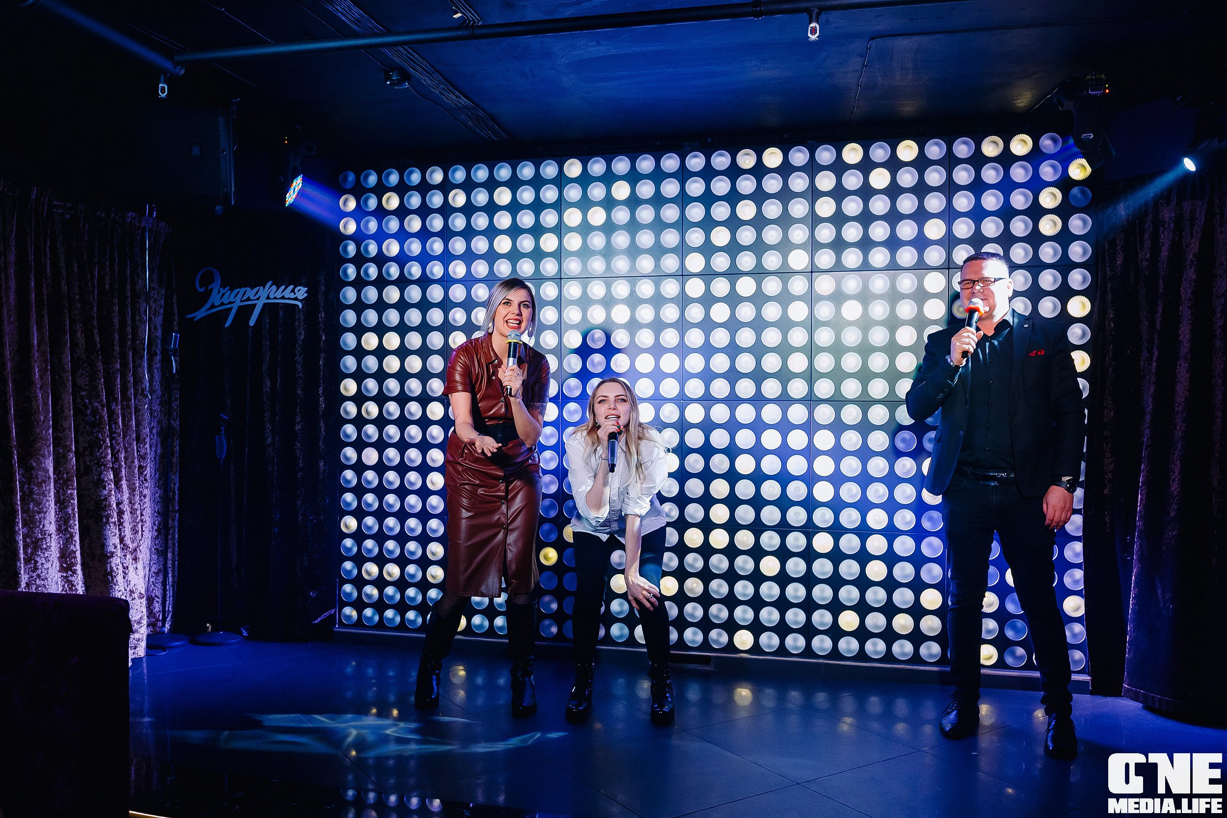 Фотоотчет из караоке клуба Эйфория в Калининграде. One Media Life: фоторепортажи, фотоотчеты с мероприятий и заведений