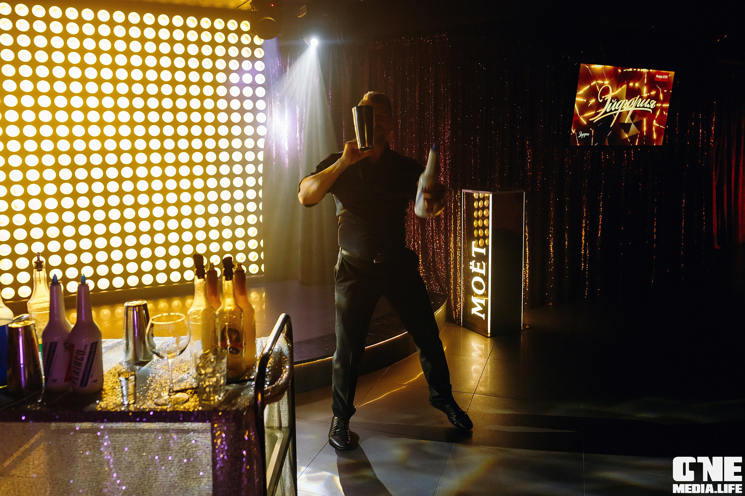 Фотоотчет из караоке клуба Эйфория в Калининграде. One Media Life: фоторепортажи, фотоотчеты с мероприятий и заведений