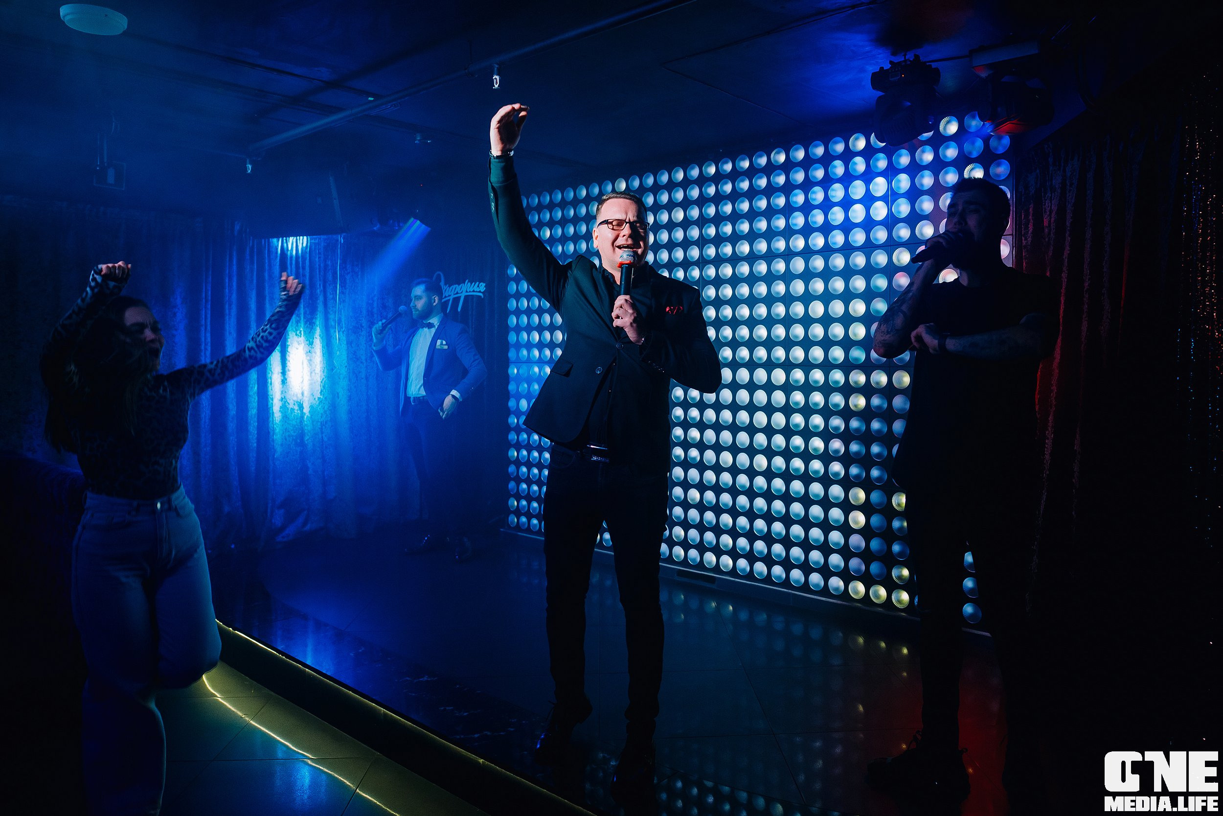 Фотоотчет из караоке клуба Эйфория в Калининграде. One Media Life: фоторепортажи, фотоотчеты с мероприятий и заведений