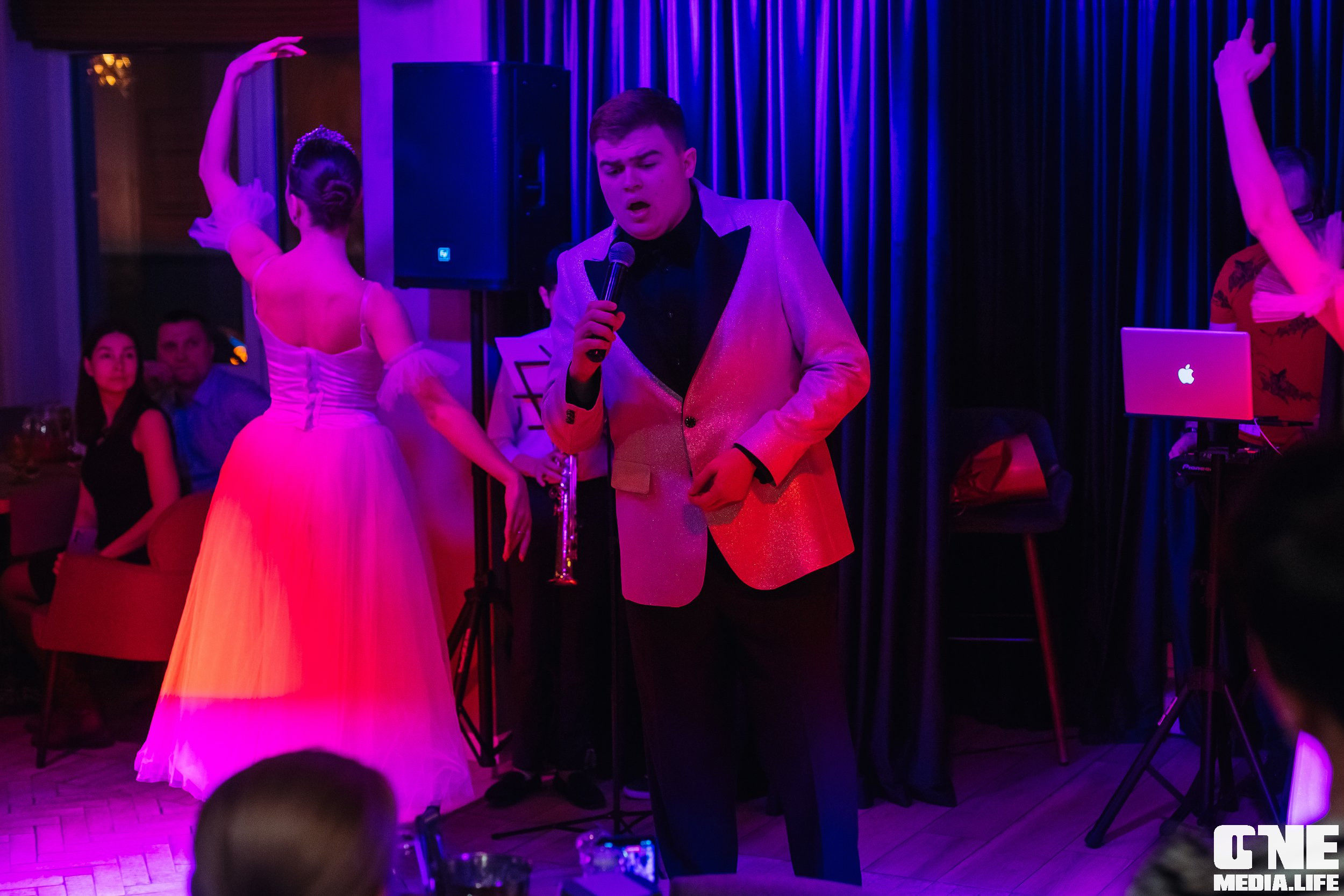 Фоторепортаж из ресторана Балкон. One Media Life: фоторепортажи, фотоотчеты с мероприятий и заведений