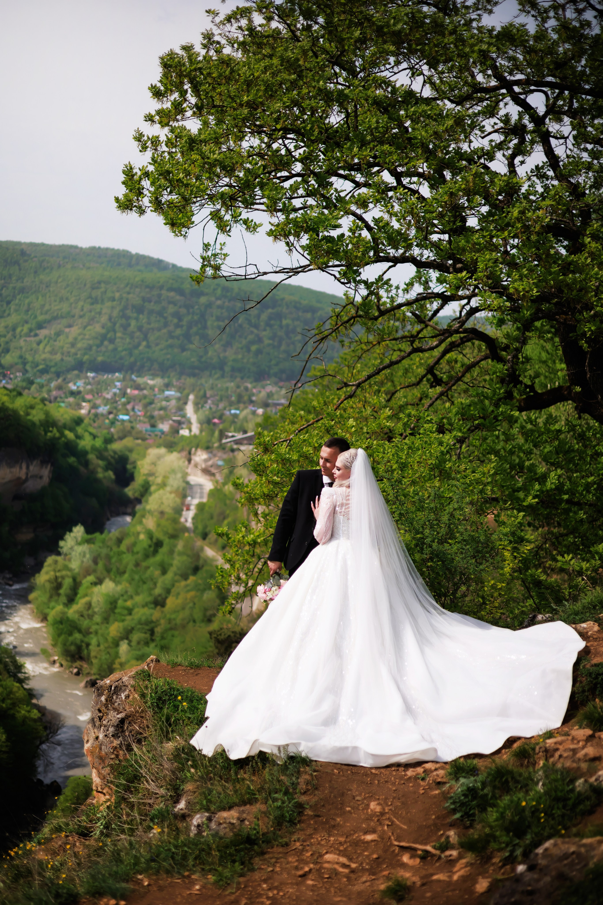СВАДЕБНЫЕ ФОТОСЕССИИ. Свадебный и семейный фотограф в г. Майкопе (выезд по республике и краю)