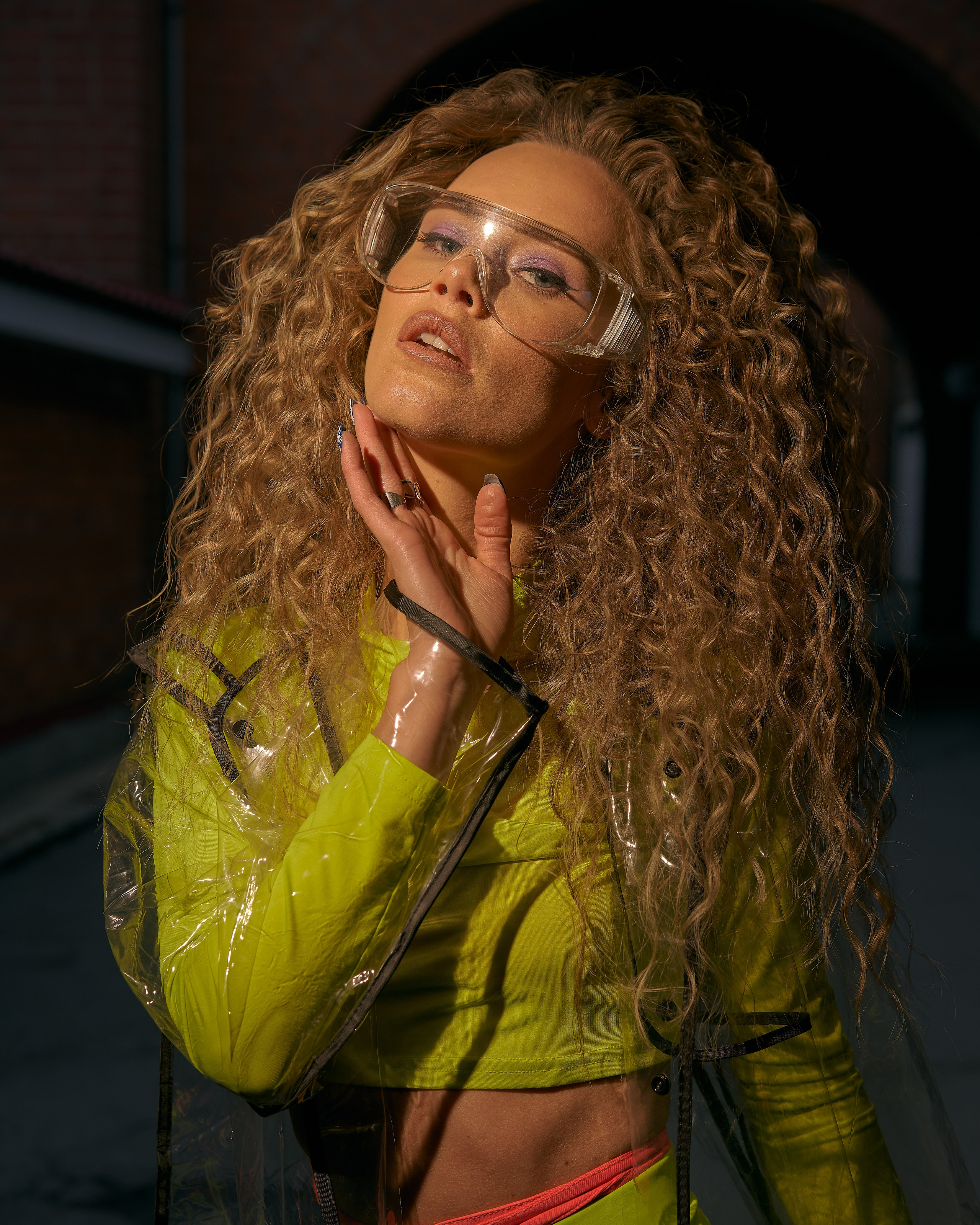 Импульсный свет на улице