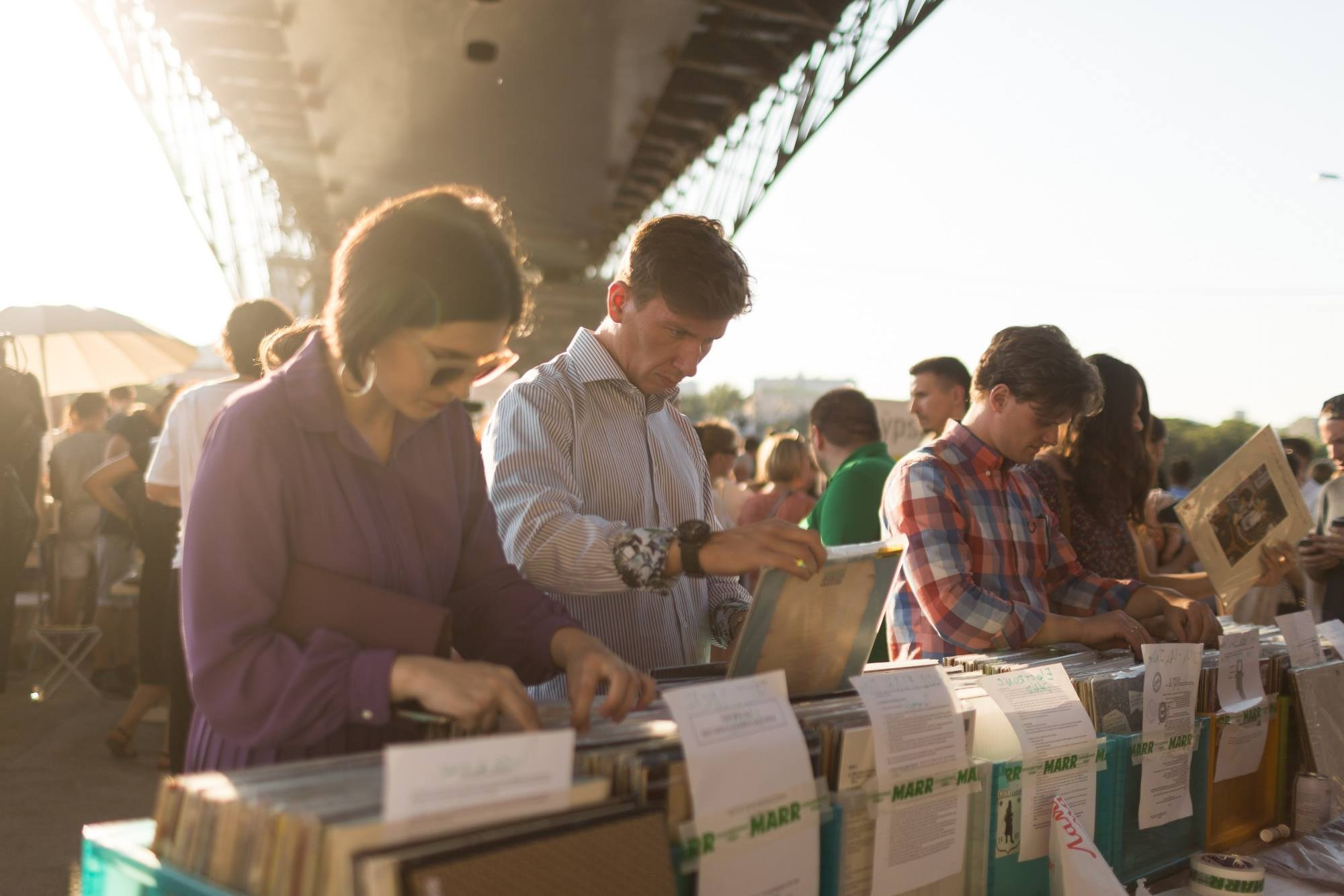 17 июля 2016 на Стрелке / фото Егор Слизяк. Фотоотчеты «Ламбада-маркета»