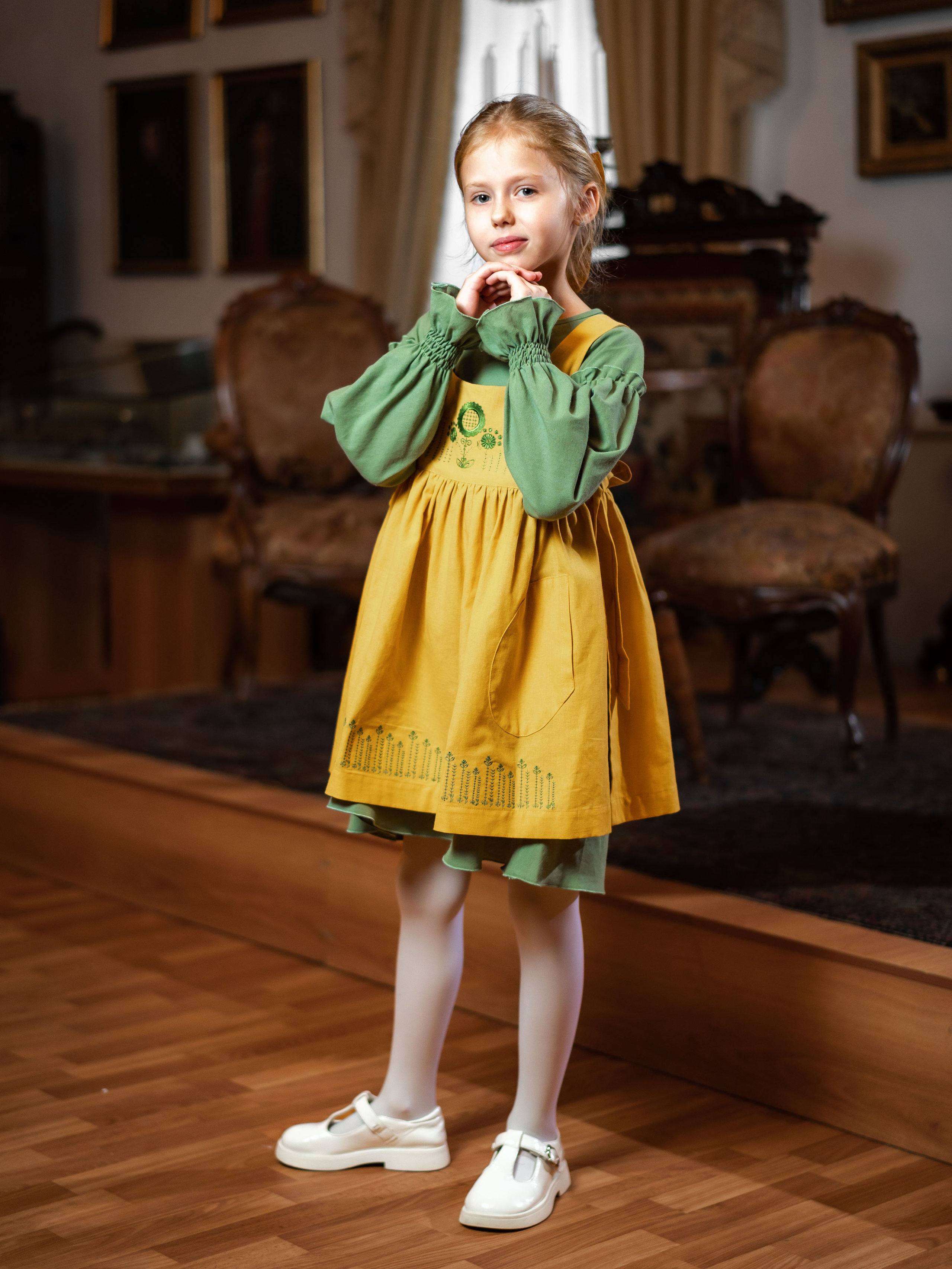 Показ одежды в рамках выставки «105. Лучшее». Фотограф Москва